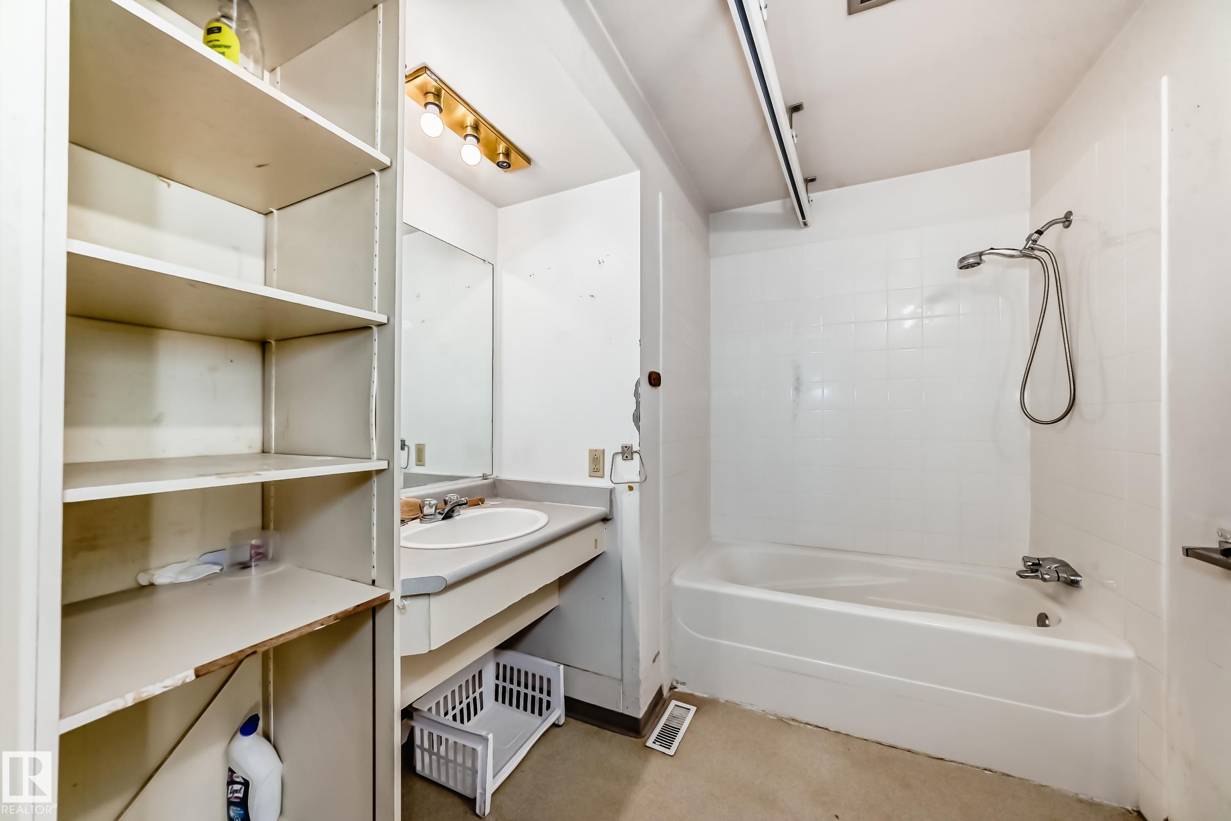 Photo 22 at 1591 Knottwood Road N NW, Ekota, Edmonton