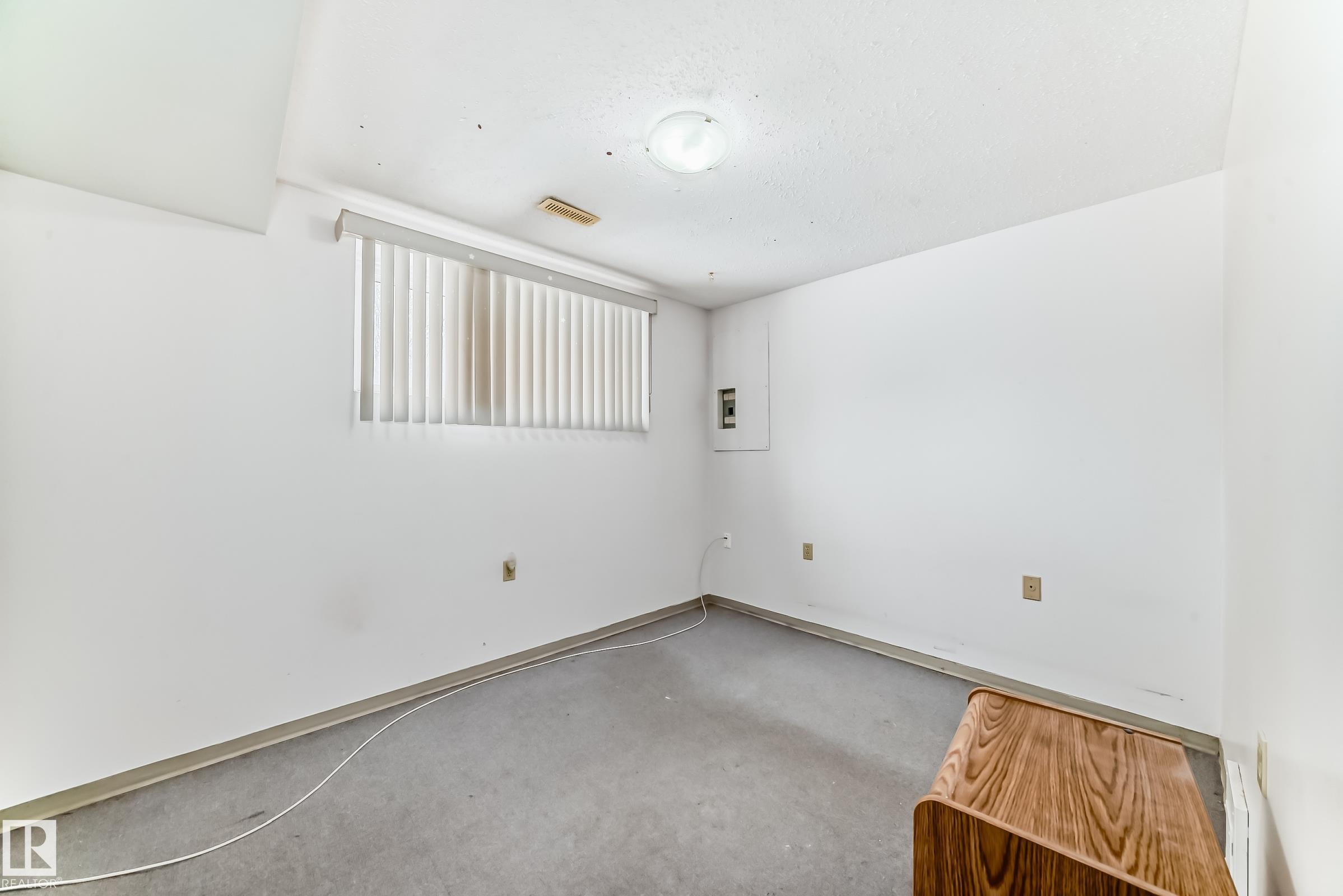 Photo 28 at 1591 Knottwood Road N NW, Ekota, Edmonton