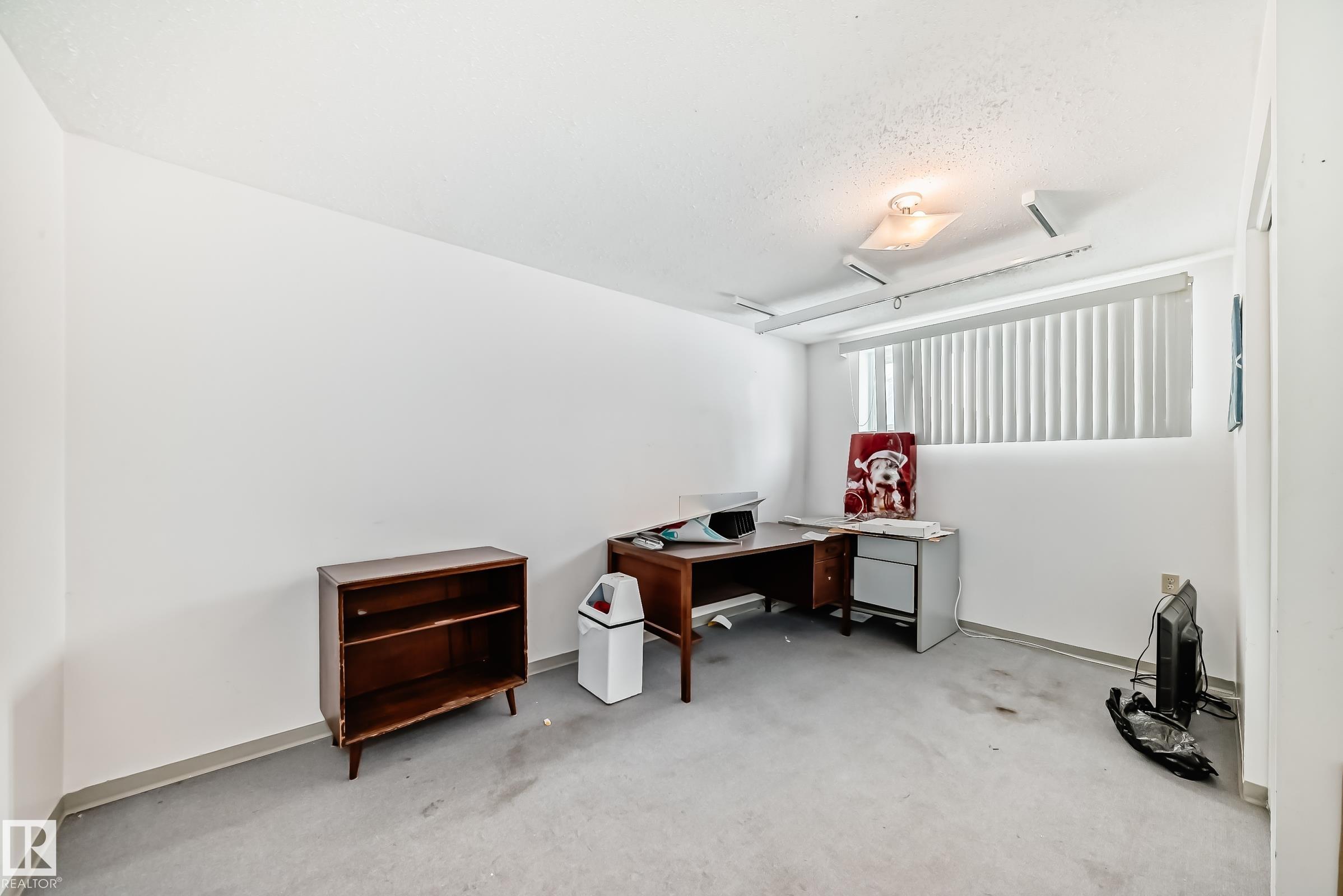 Photo 30 at 1591 Knottwood Road N NW, Ekota, Edmonton