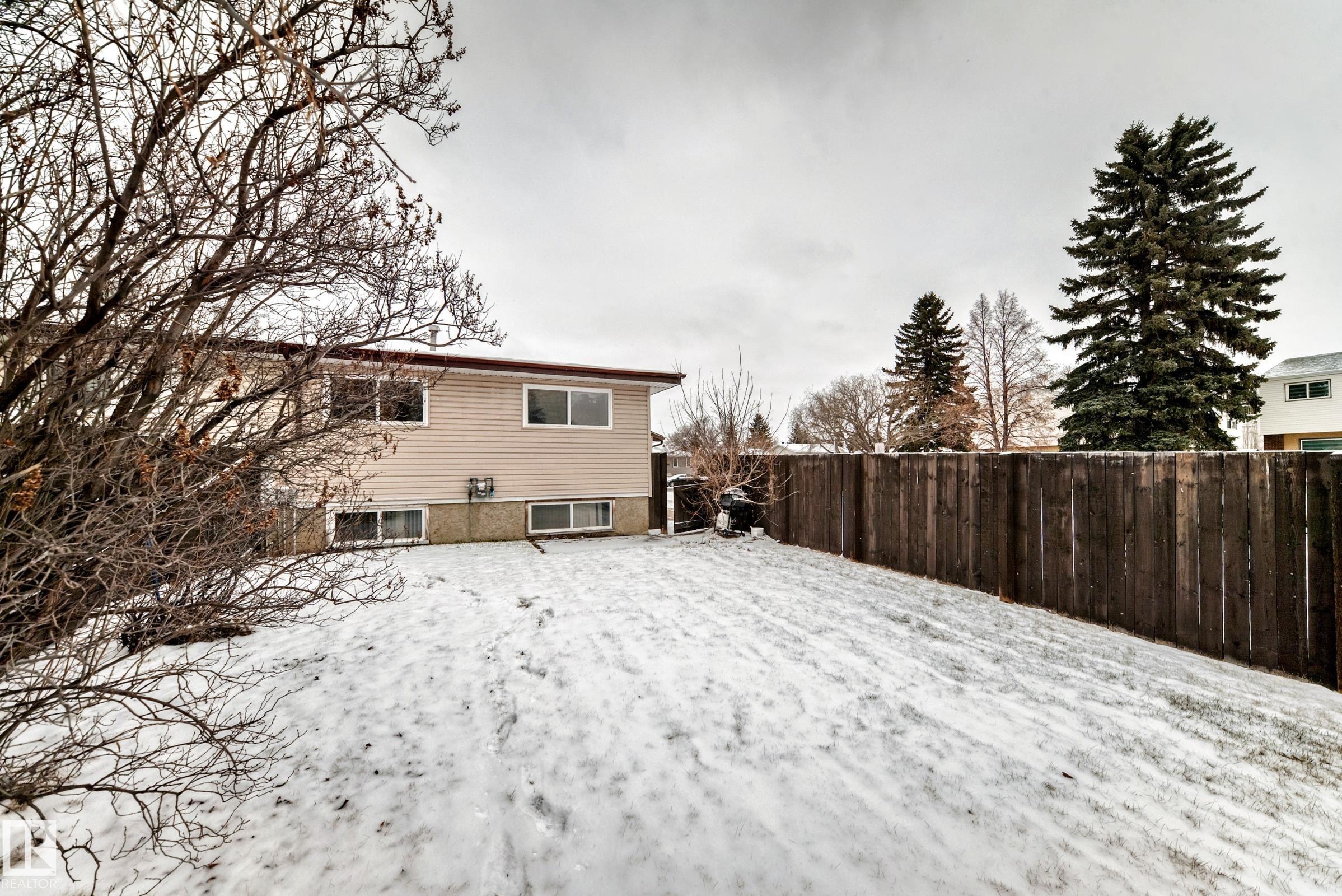 Photo 36 at 1591 Knottwood Road N NW, Ekota, Edmonton