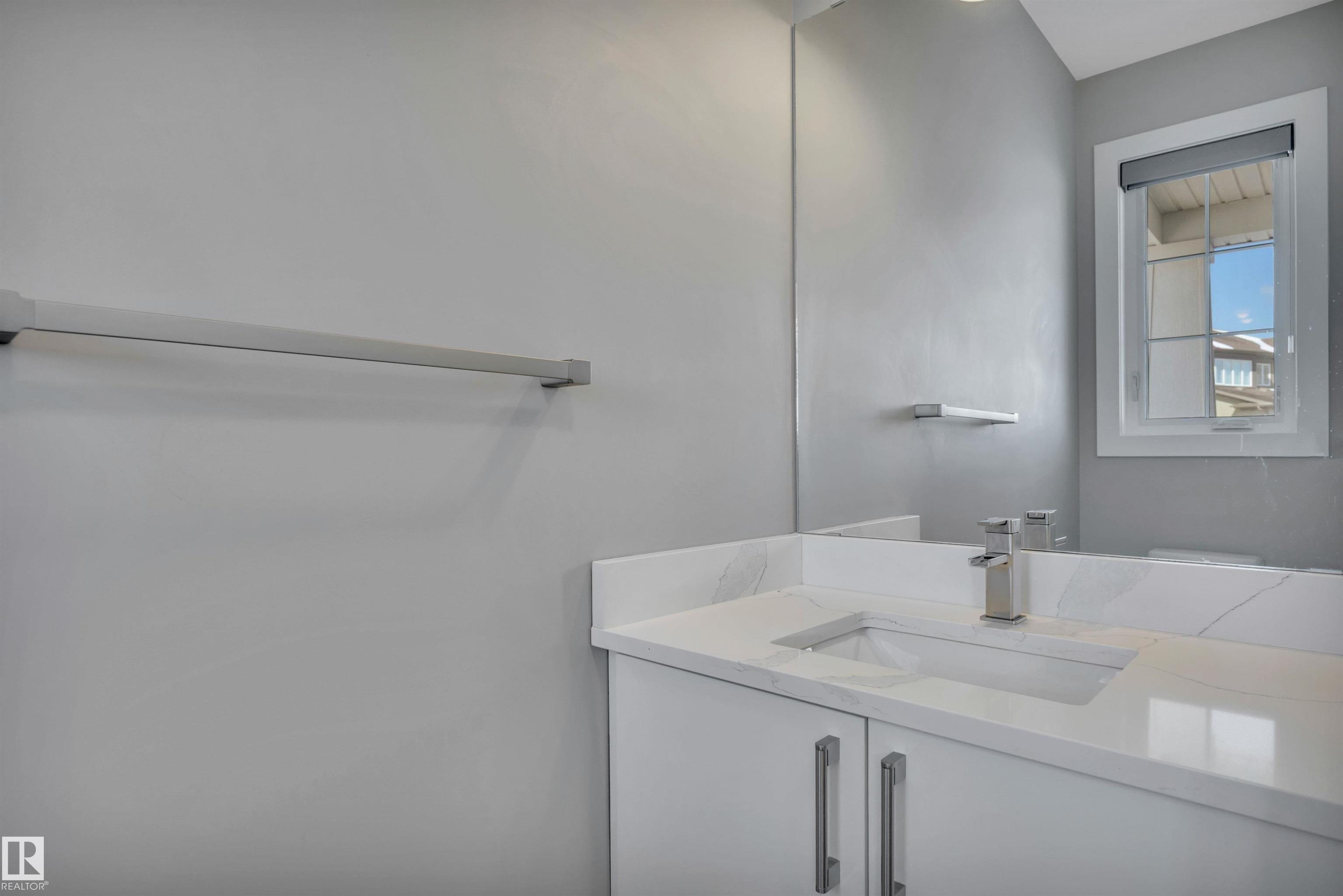 Photo 21 at 15 Promenade point(e), Coloniale Estates, Beaumont