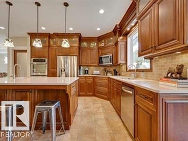 https://zimg.paragon.ice.com/ParagonImages/Property/PM/RAE/225395867/6/0/0/052a8323a770a387da2cc9a2869f4737/1/9ba1854af7ac59047ffa89c6e4fa1716/225395867-30e5fa5b-30b6-46a5-8ecd-29ae0d30db2c.JPG