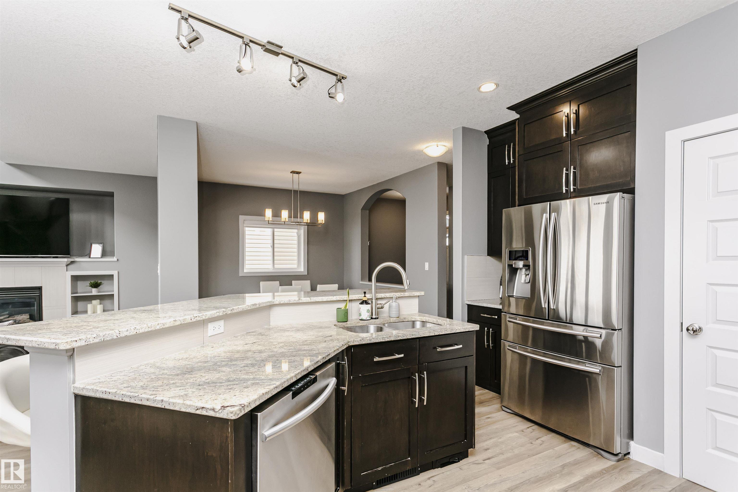 https://zimg.paragon.ice.com/ParagonImages/Property/PM/RAE/225395868/16/0/0/ef400bd16b68d37430e2ad97a8c476d2/1/b45a0679a868aaa8de31758dc3bea9a0/225395868-39548de2-784f-4336-9186-191bda8b279d.JPG