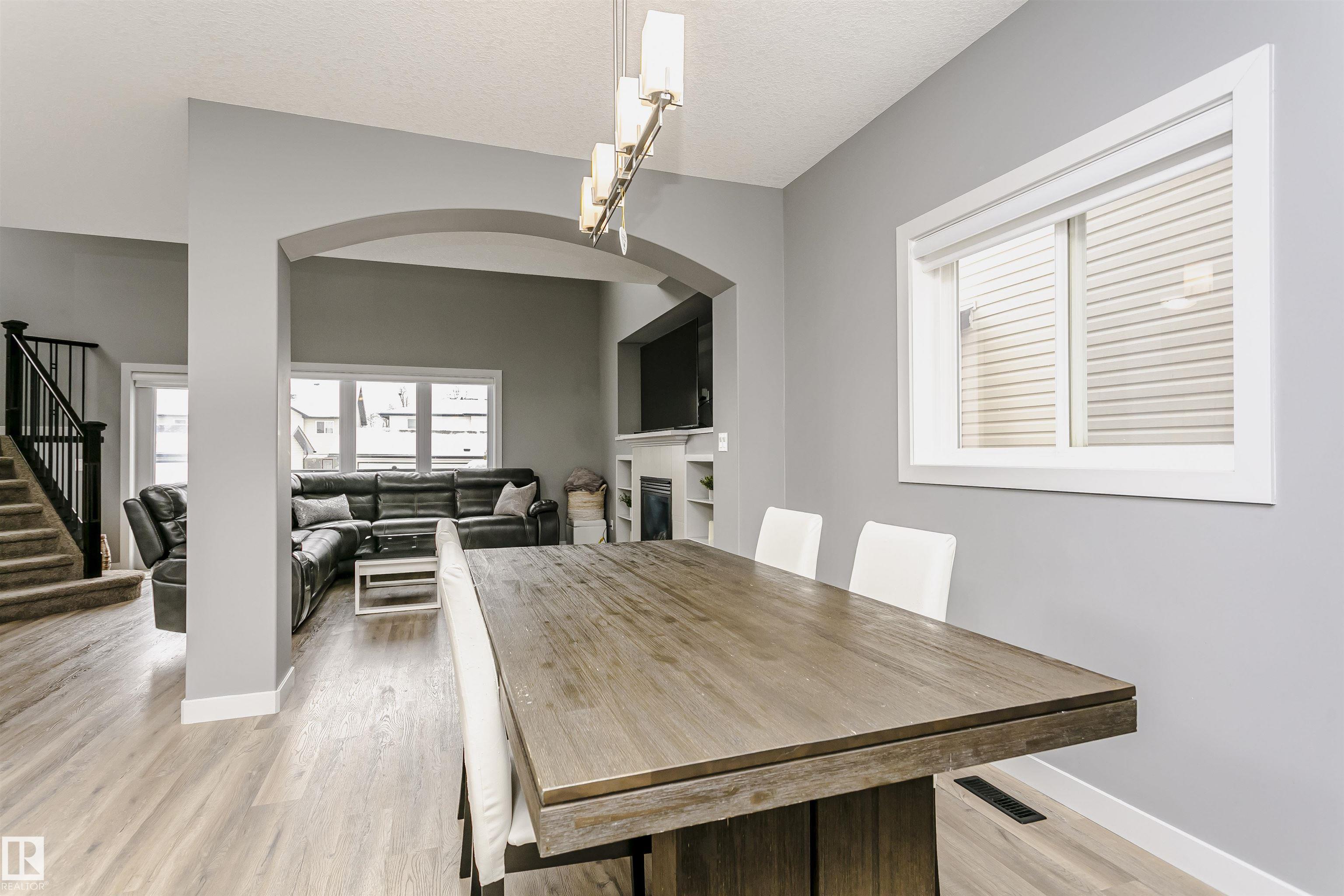 Picture for 21807 97 AV NW