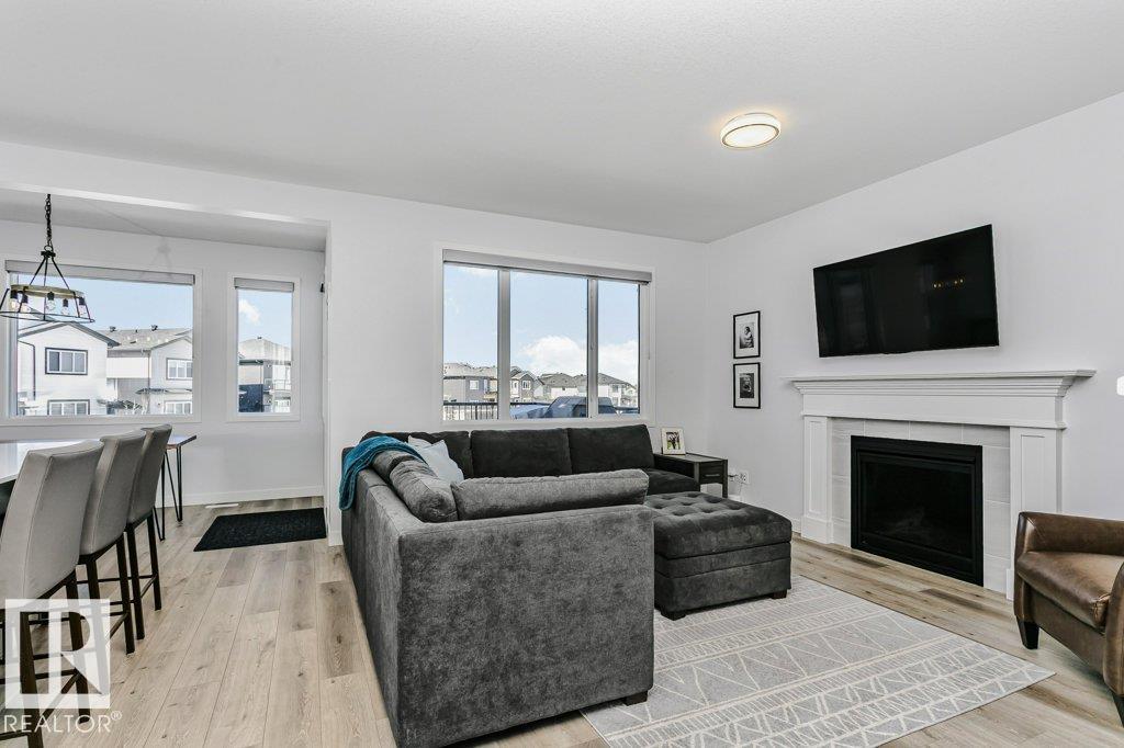 18 Elderberry point(e), Westpark, Fort Saskatchewan