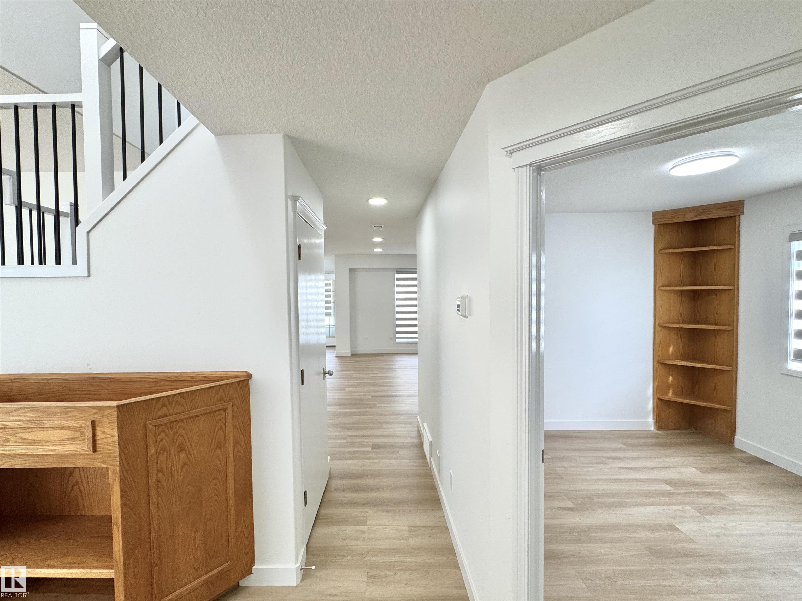 Photo 13 at 2908 44a Avenue NW, Larkspur, Edmonton