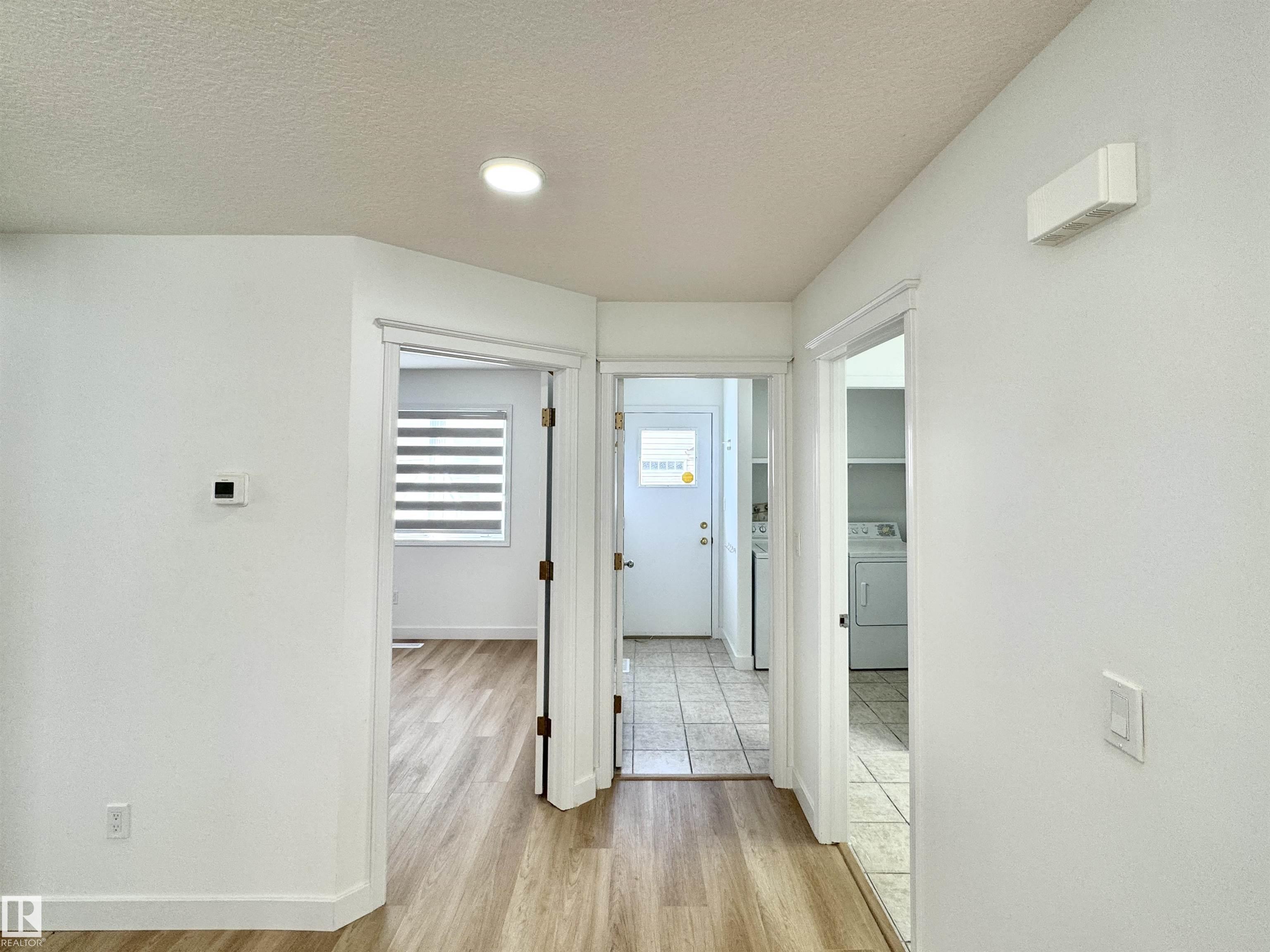 Photo 15 at 2908 44a Avenue NW, Larkspur, Edmonton