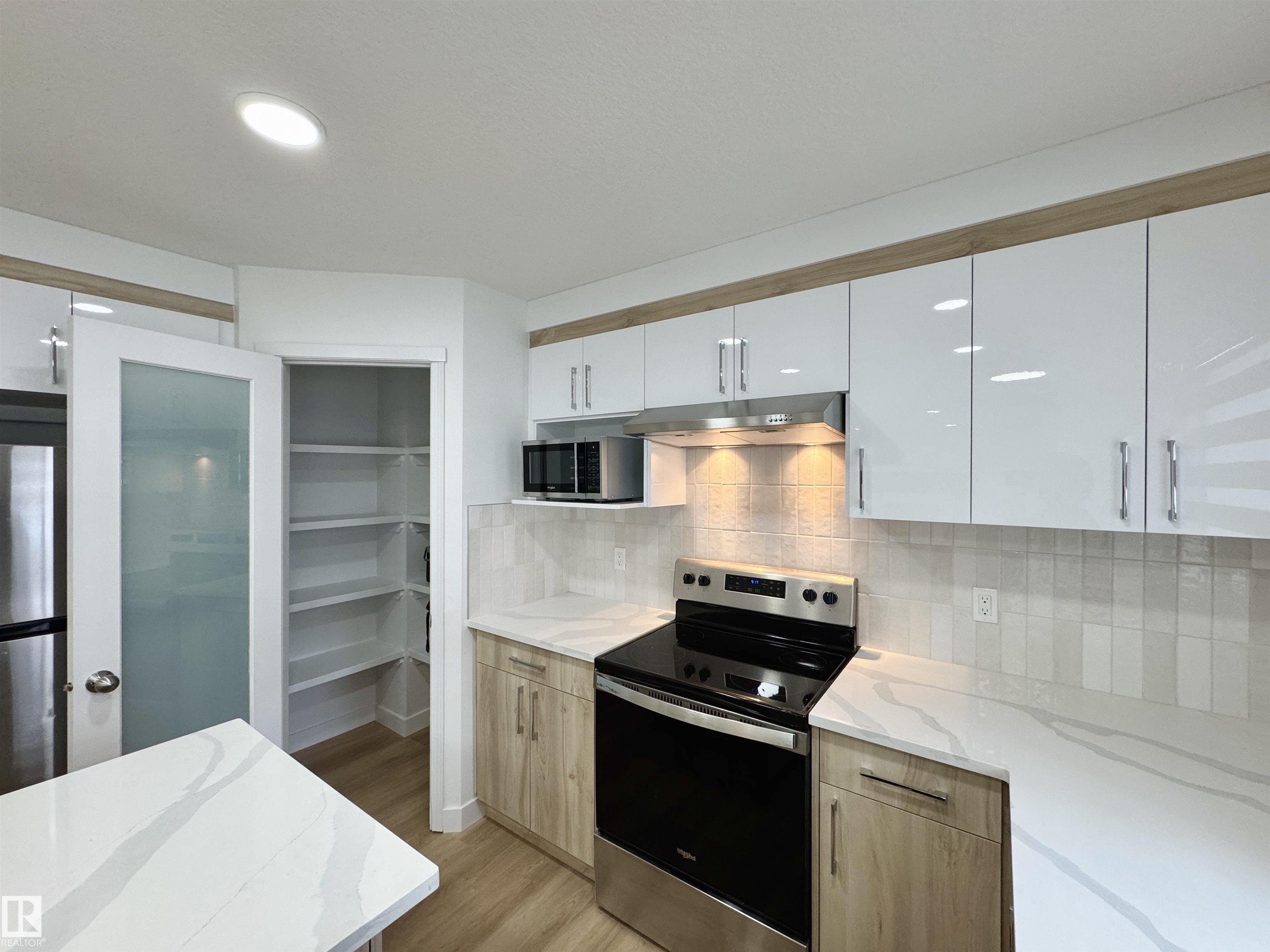 Photo 20 at 2908 44a Avenue NW, Larkspur, Edmonton