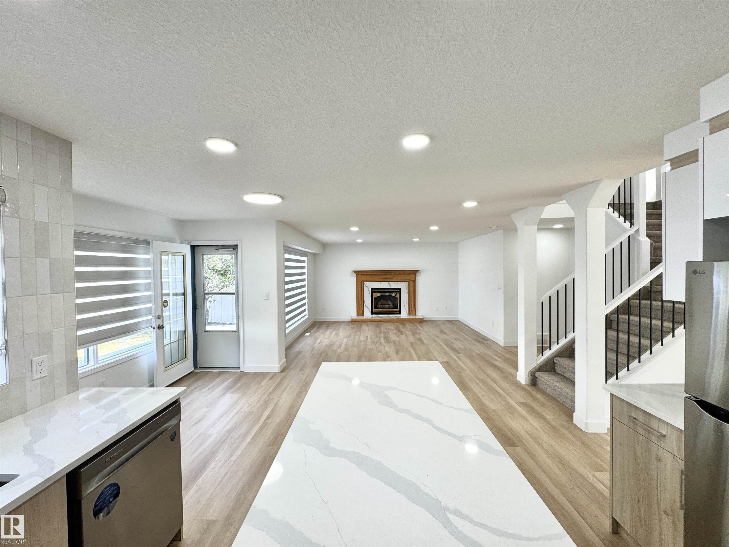 Photo 22 at 2908 44a Avenue NW, Larkspur, Edmonton