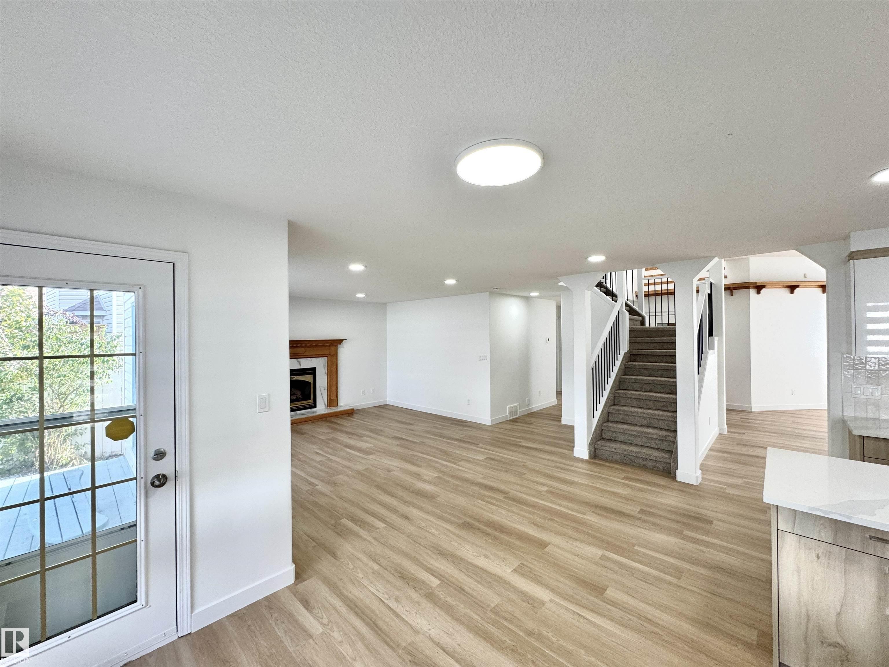 Photo 23 at 2908 44a Avenue NW, Larkspur, Edmonton