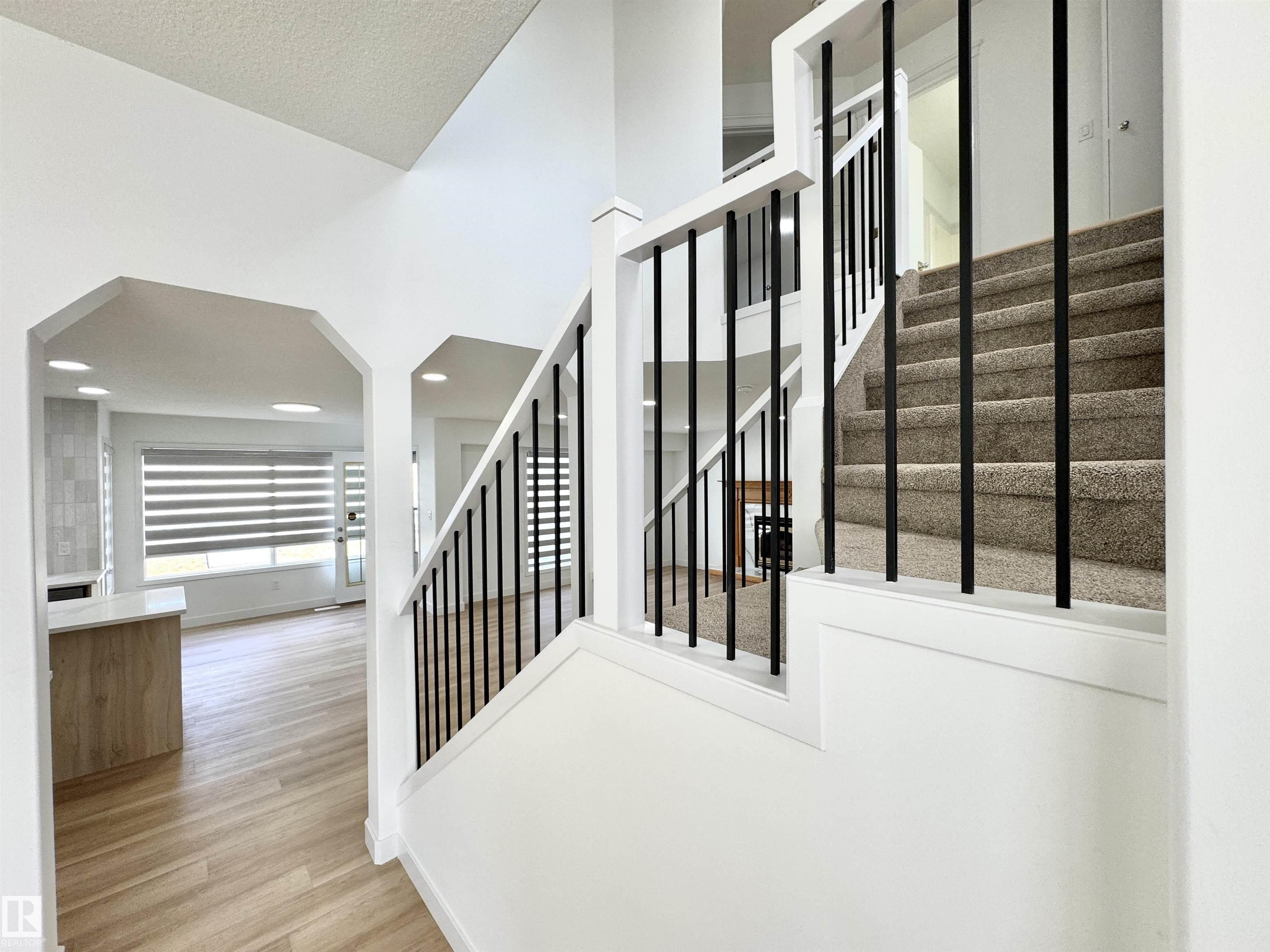 Photo 32 at 2908 44a Avenue NW, Larkspur, Edmonton