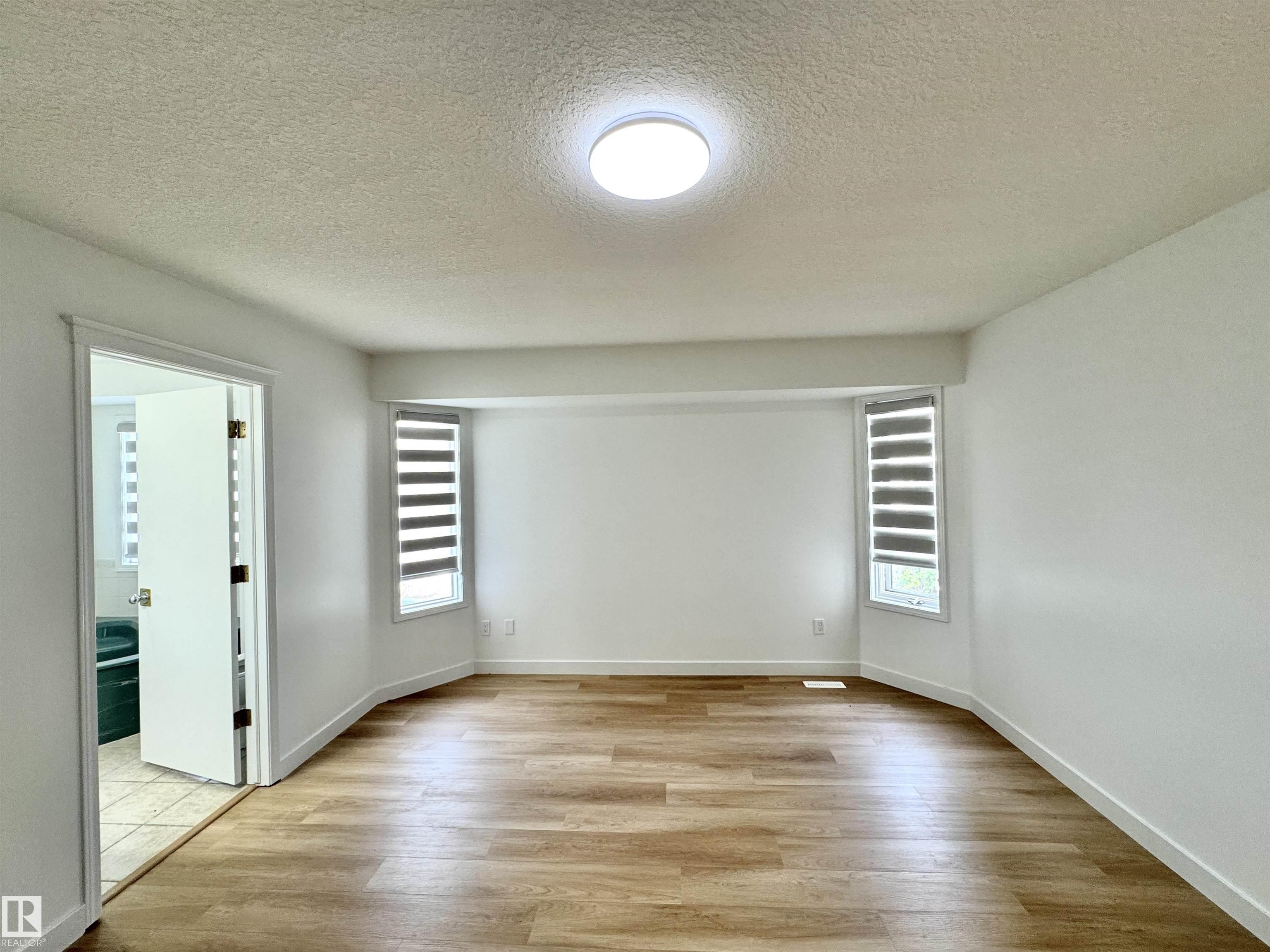 Photo 39 at 2908 44a Avenue NW, Larkspur, Edmonton