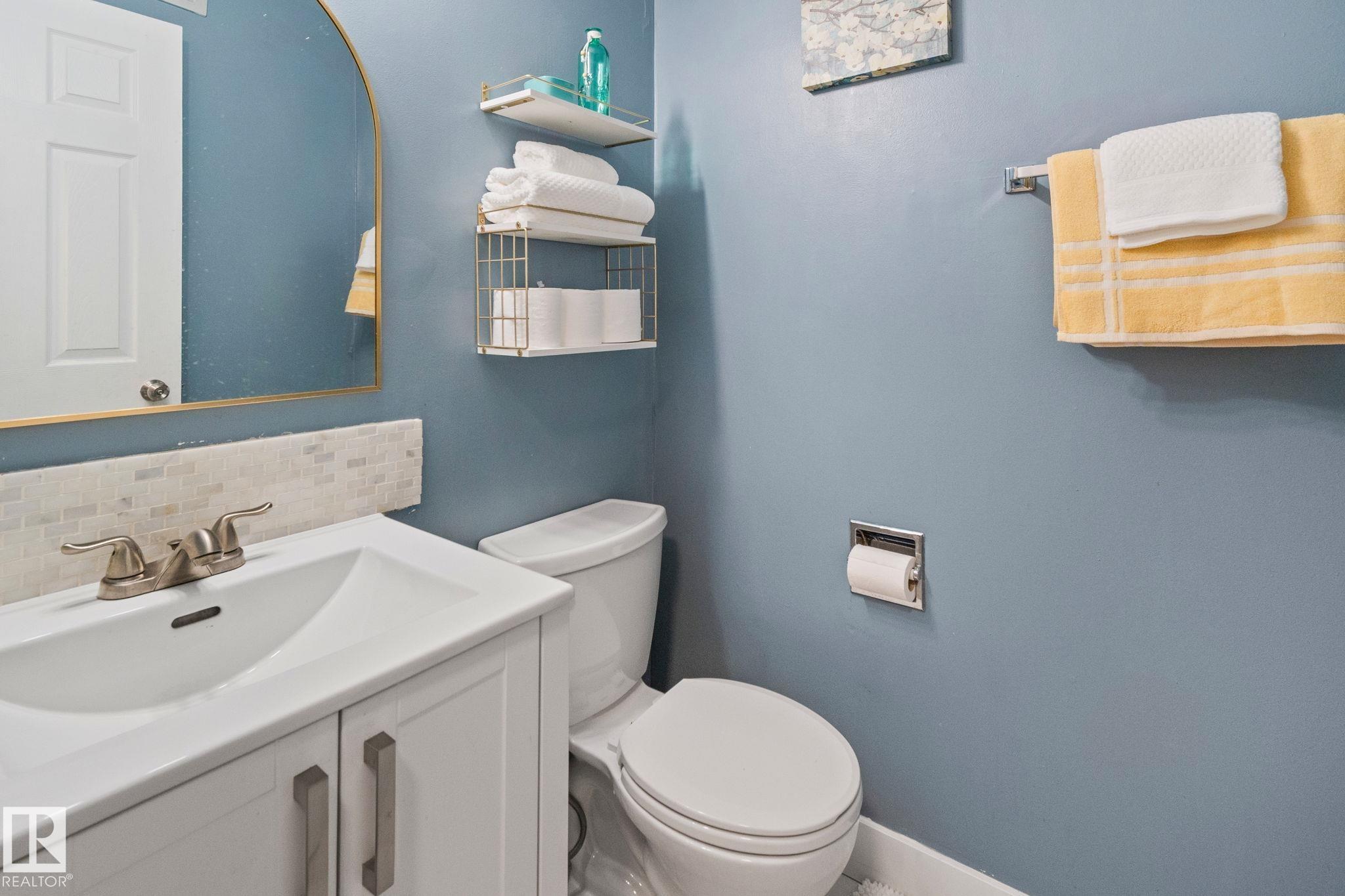 Photo 17 at 209 Village On The Green green NW, York, Edmonton