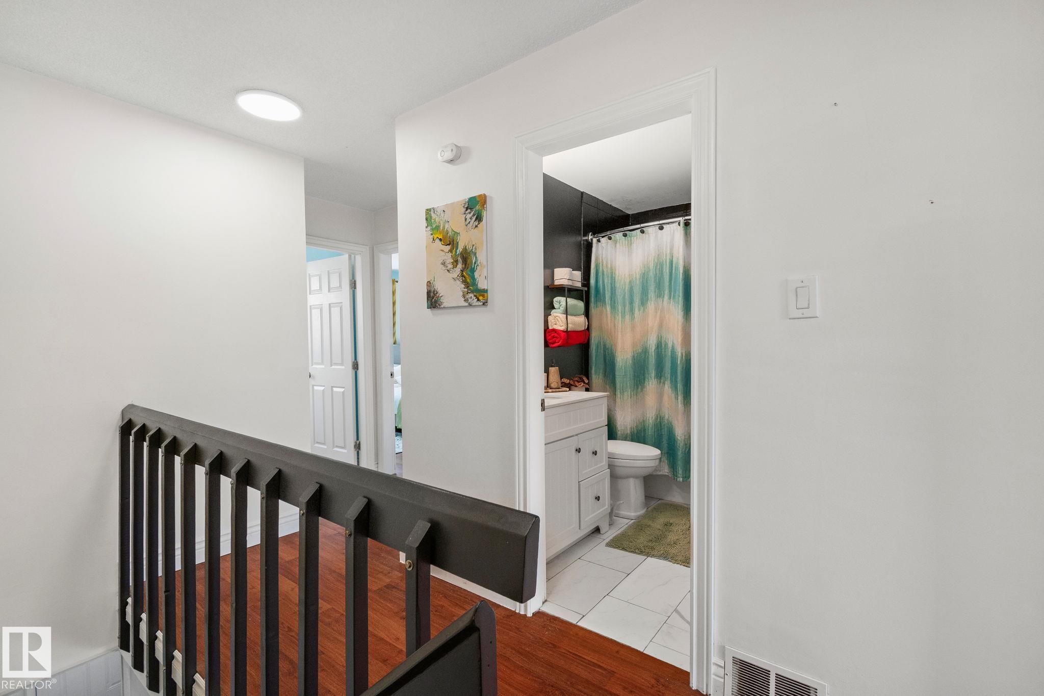 Photo 18 at 209 Village On The Green green NW, York, Edmonton