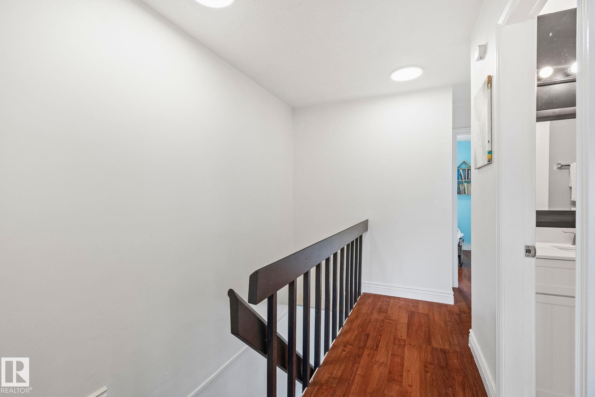 Photo 23 at 209 Village On The Green green NW, York, Edmonton