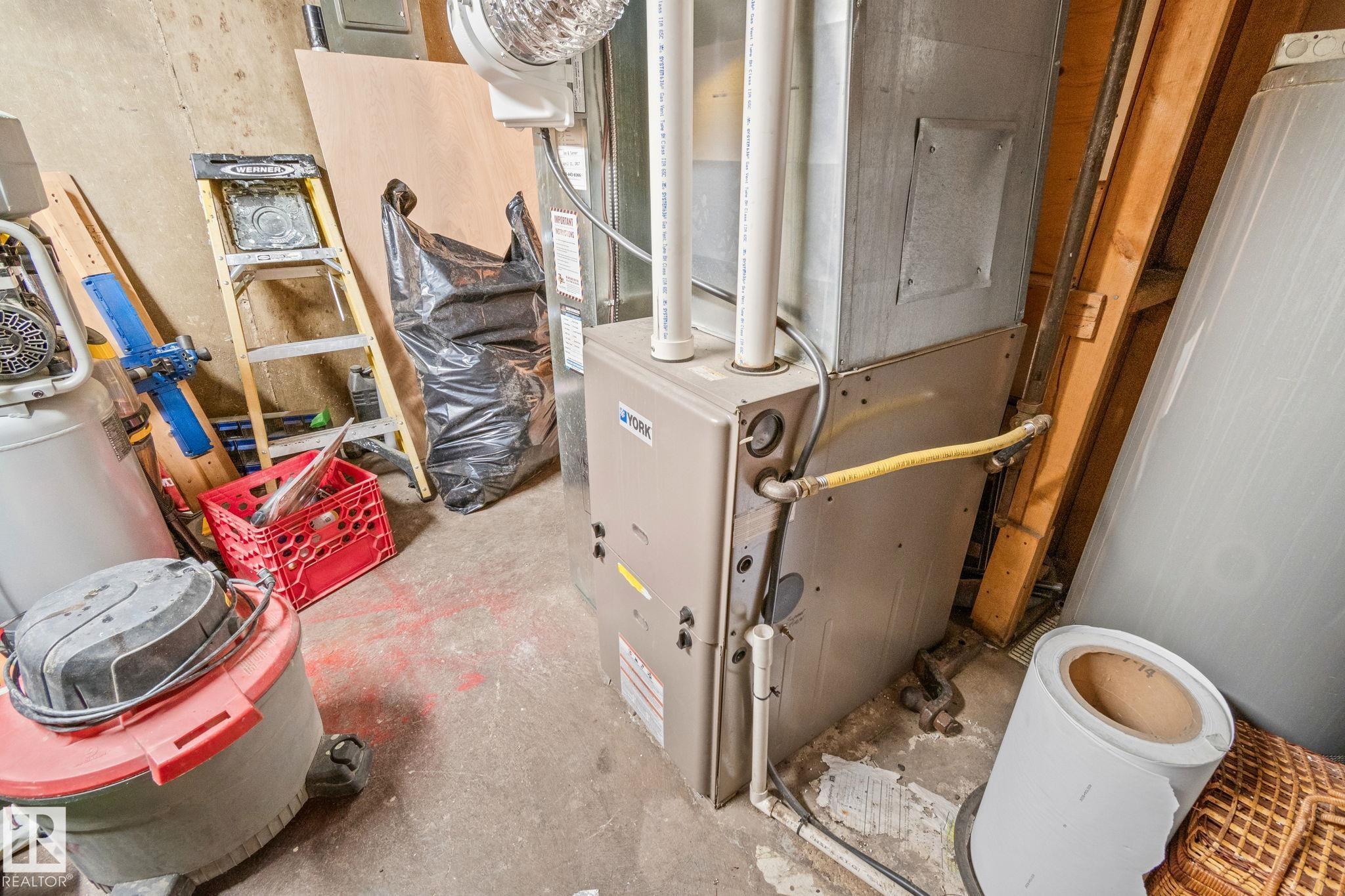 Photo 37 at 209 Village On The Green green NW, York, Edmonton