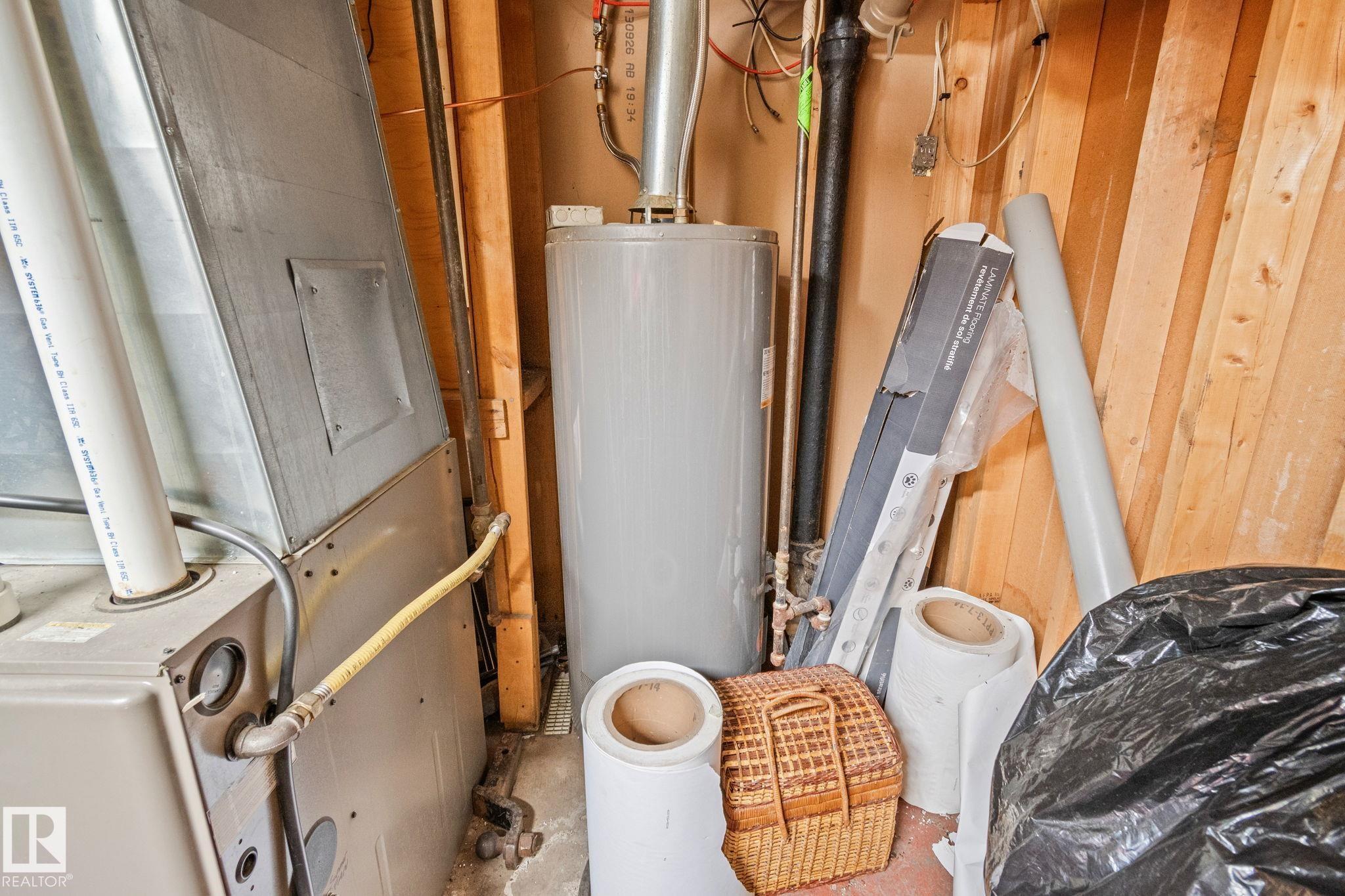 Photo 38 at 209 Village On The Green green NW, York, Edmonton