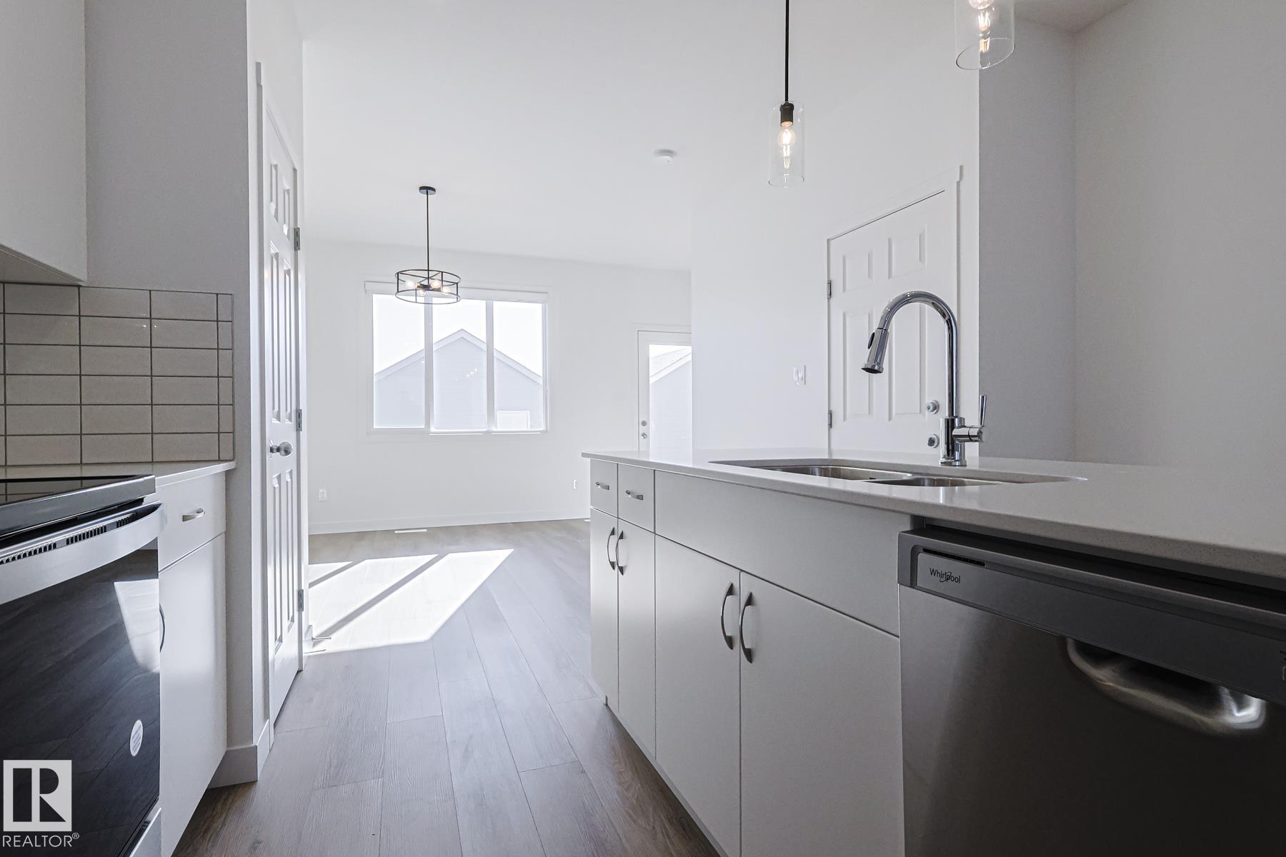 Photo 7 at 6343 King Wynd SW, Keswick, Edmonton