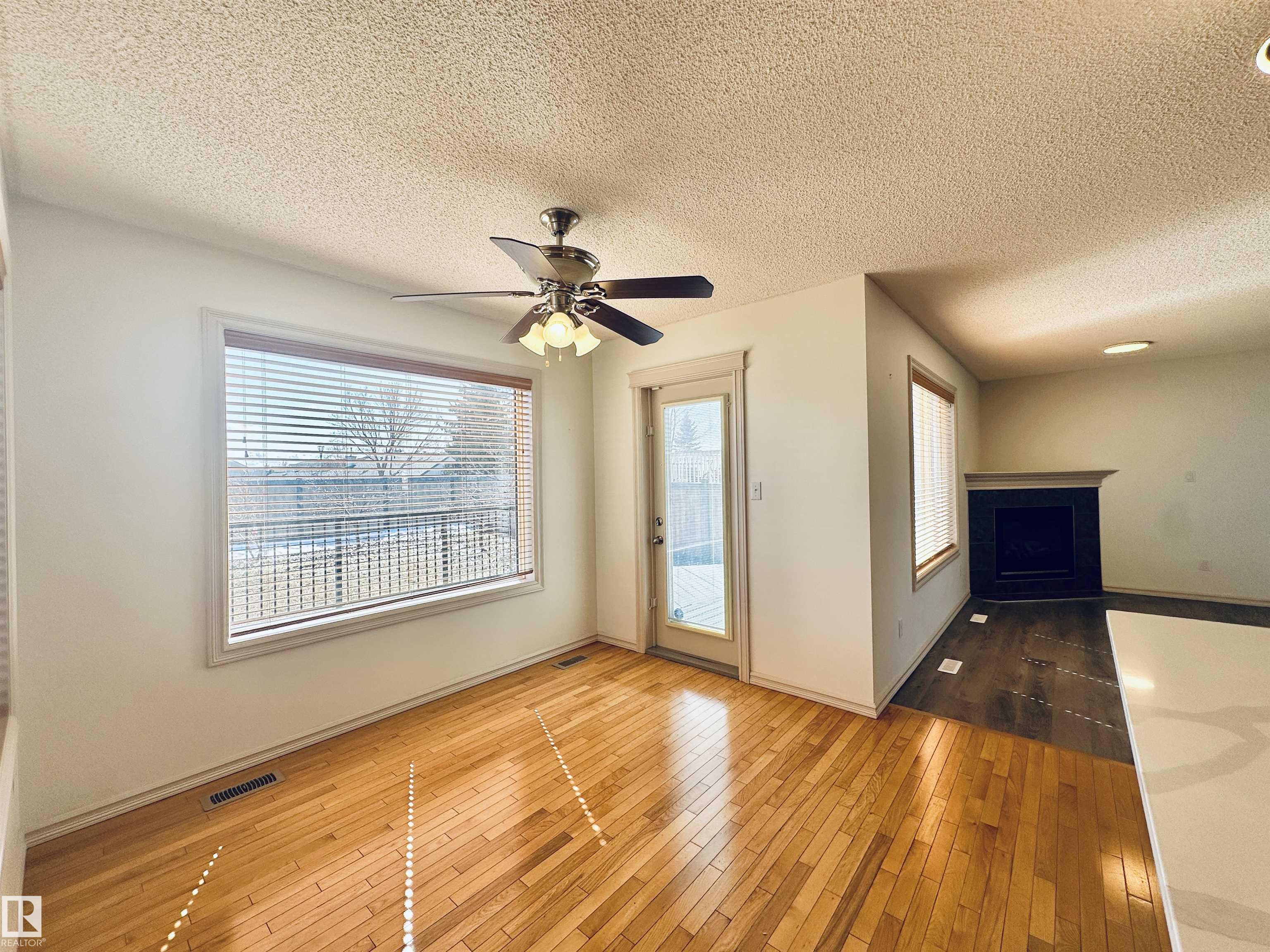 Photo 13 at 4811 152 Avenue NW, Miller, Edmonton