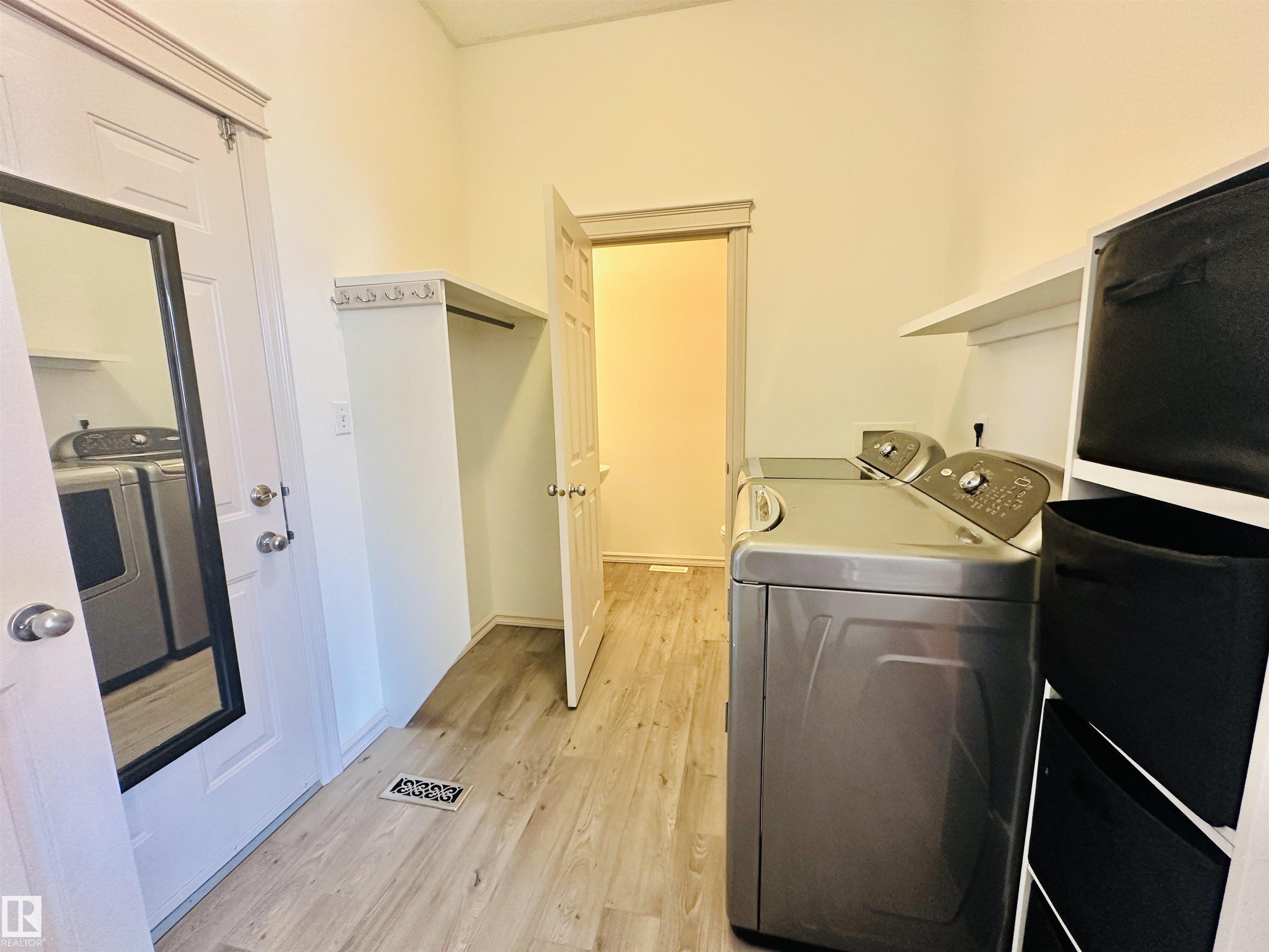 Photo 18 at 4811 152 Avenue NW, Miller, Edmonton