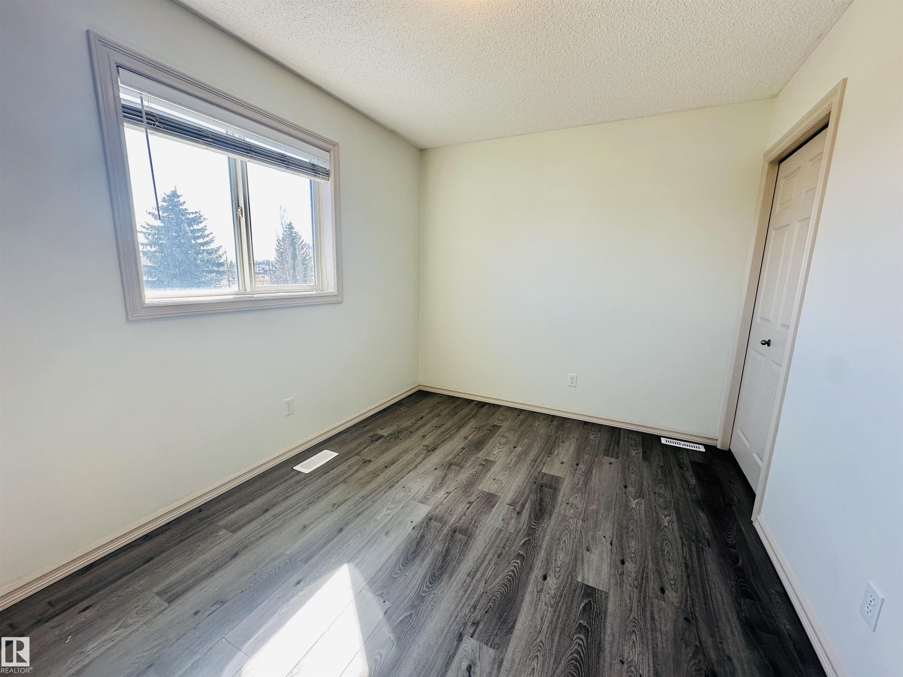 Photo 40 at 4811 152 Avenue NW, Miller, Edmonton