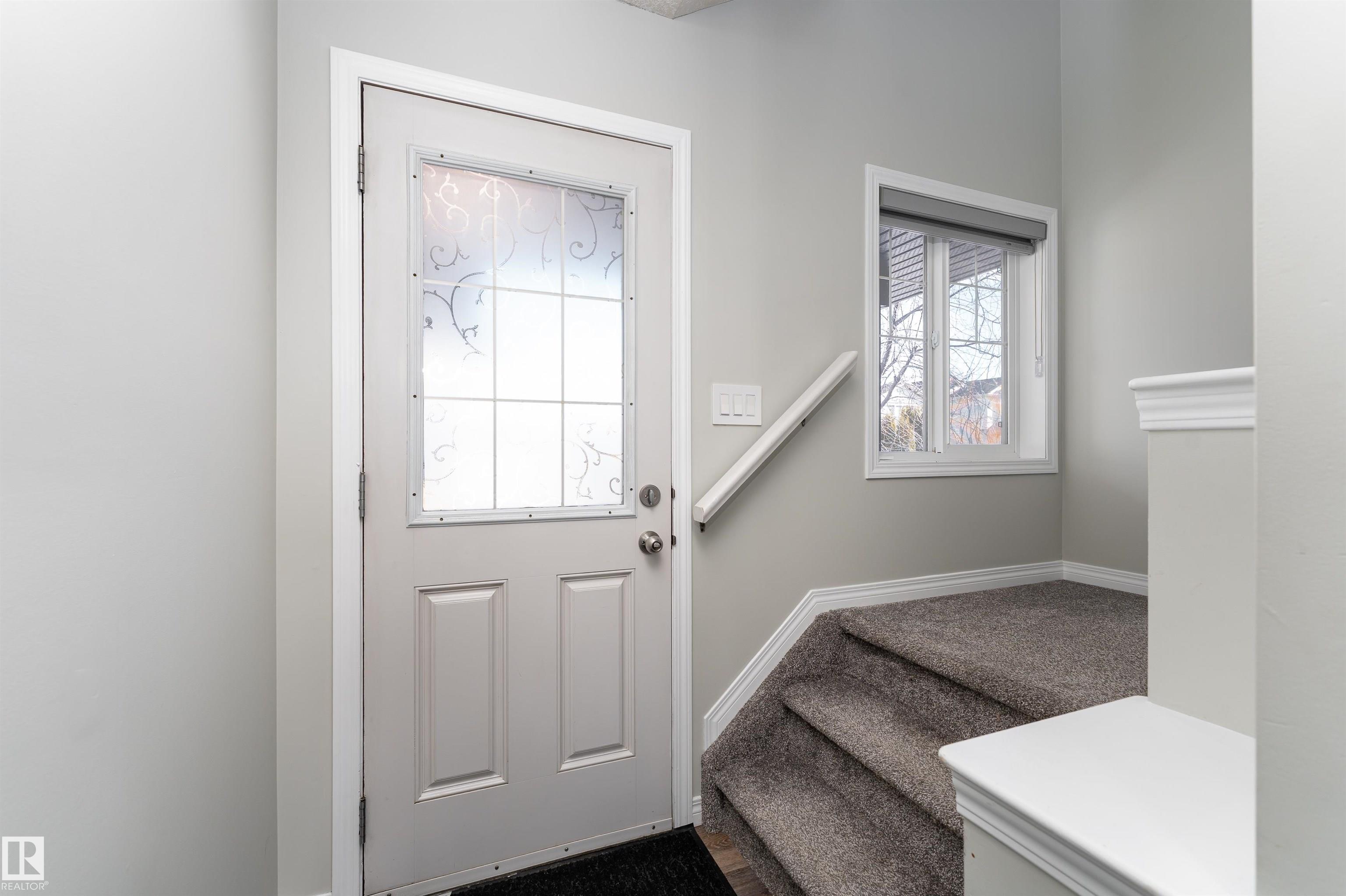 5911 8 Avenue SW, Charlesworth, Edmonton