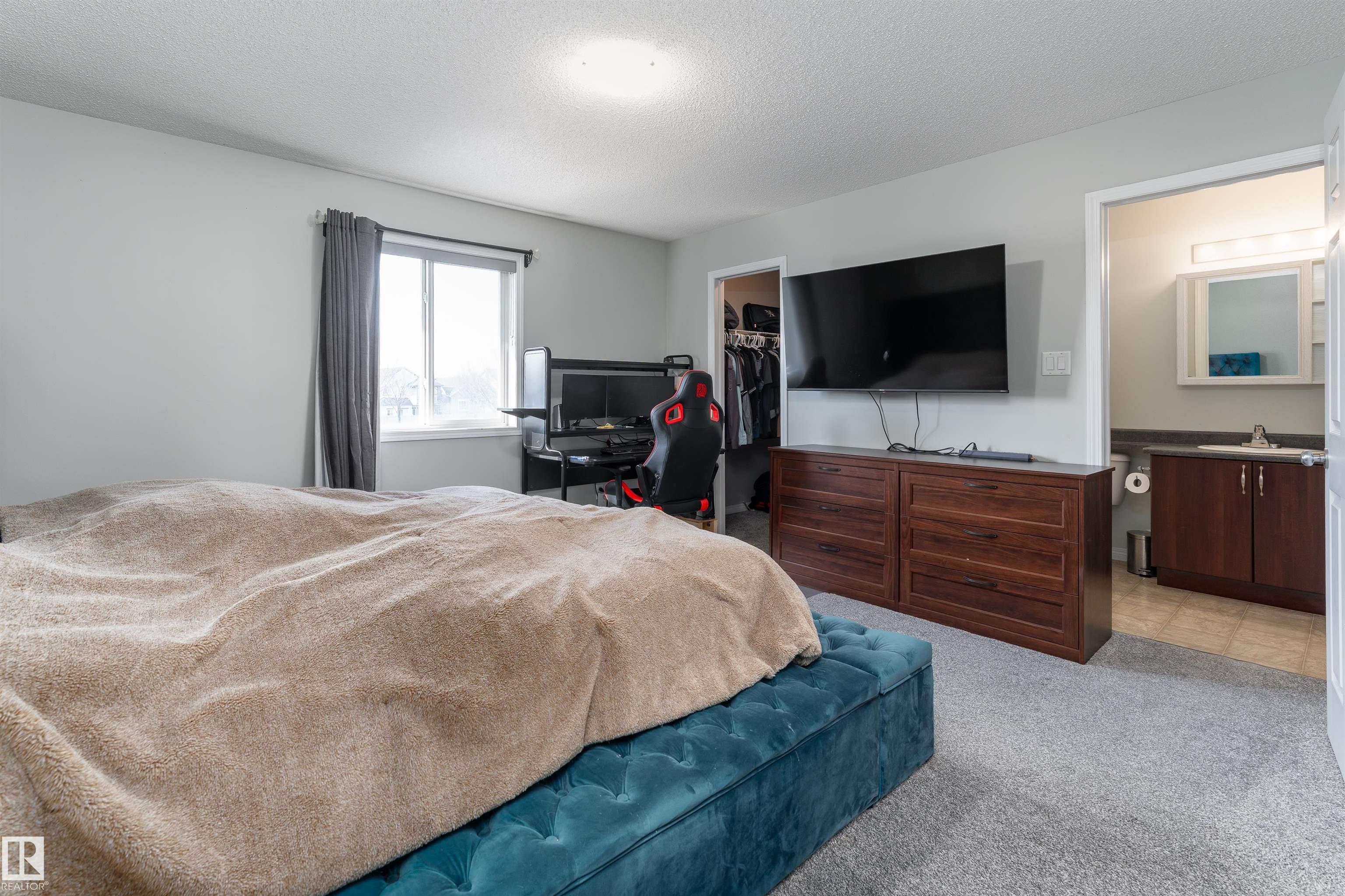 Photo 16 at 5911 8 Avenue SW, Charlesworth, Edmonton