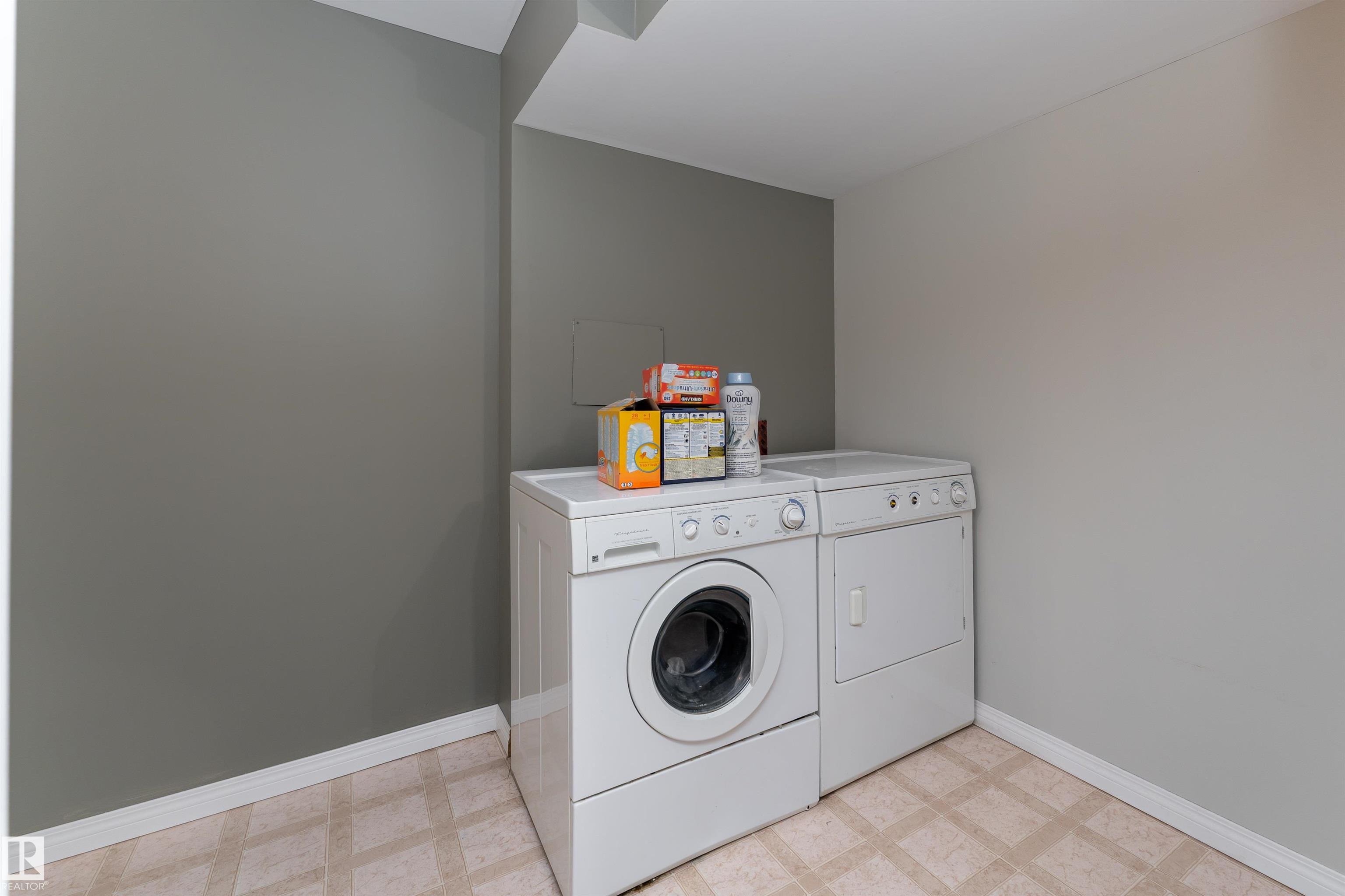 Photo 26 at 5911 8 Avenue SW, Charlesworth, Edmonton