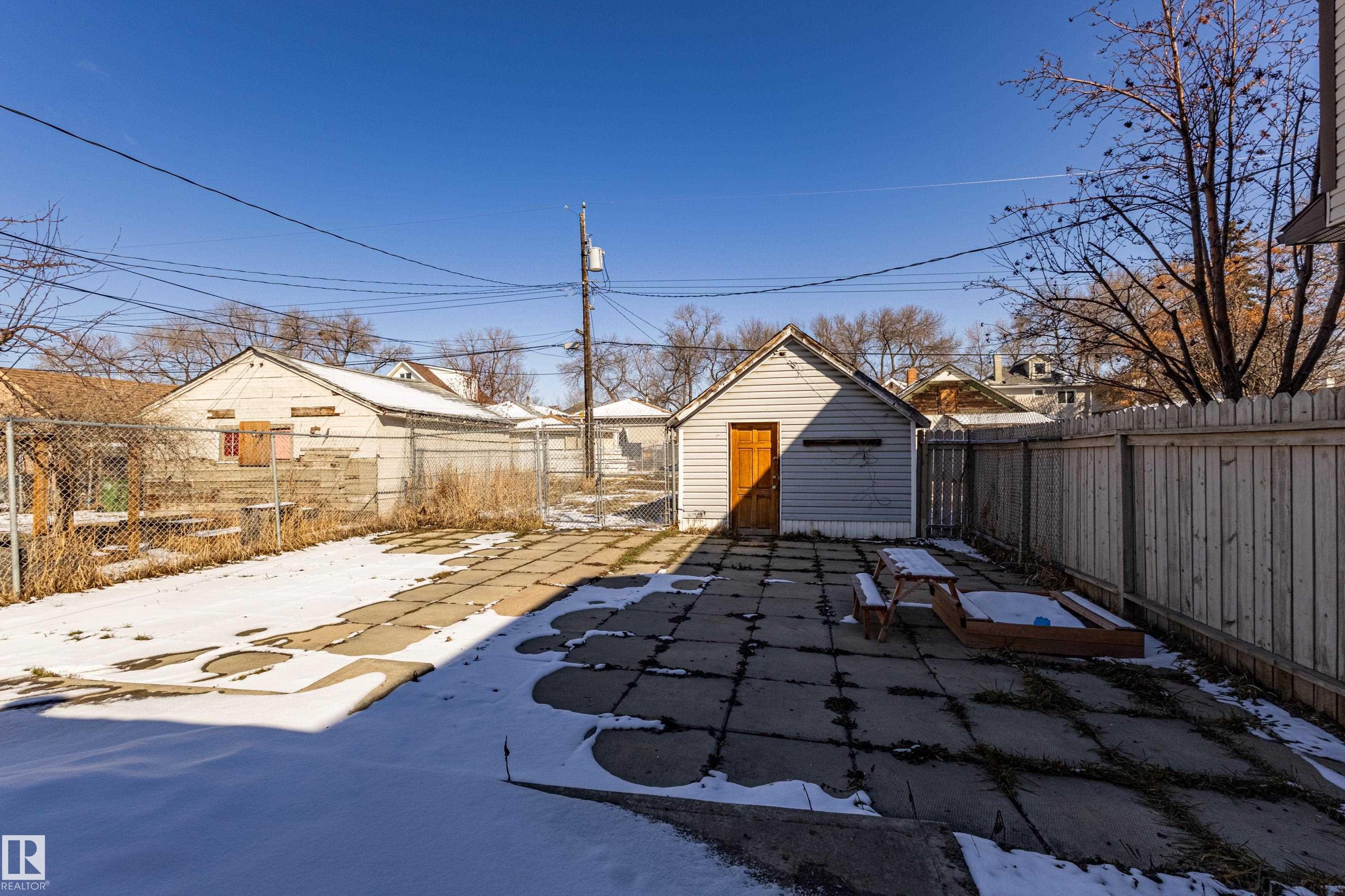 Photo 32 at 9328 106a Avenue NW, Mccauley, Edmonton
