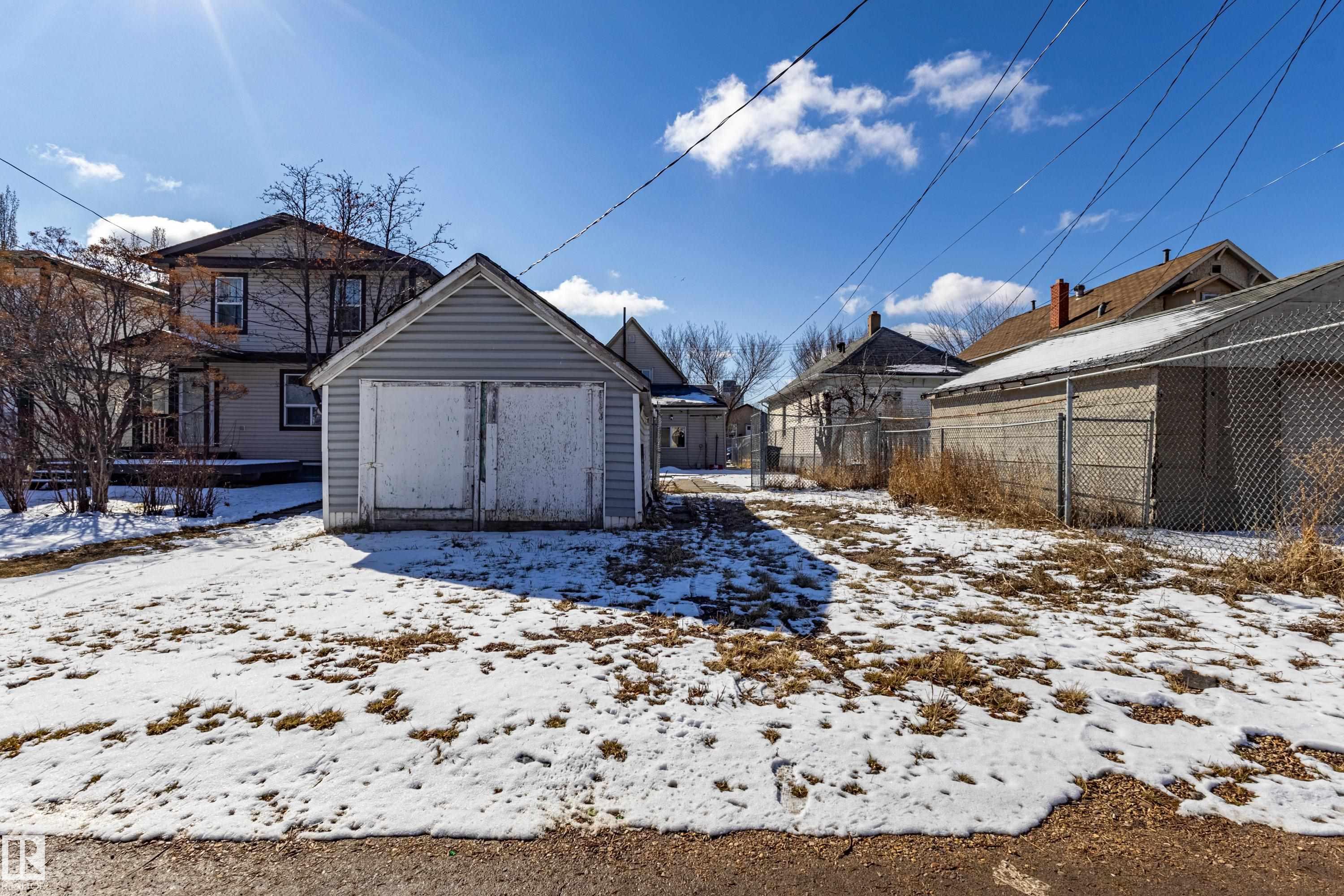 Photo 34 at 9328 106a Avenue NW, Mccauley, Edmonton