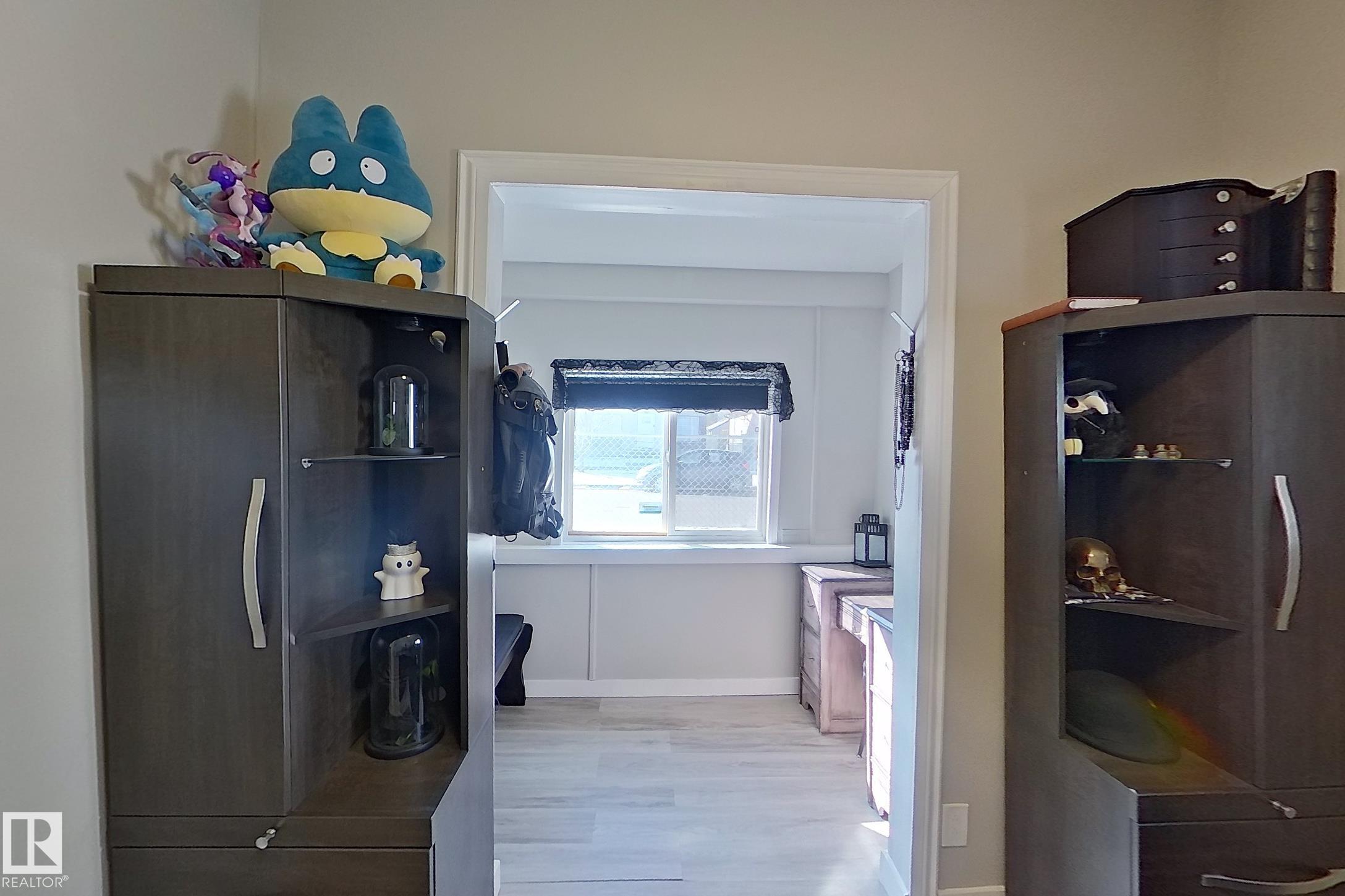 9328 106a Avenue NW, Mccauley, Edmonton