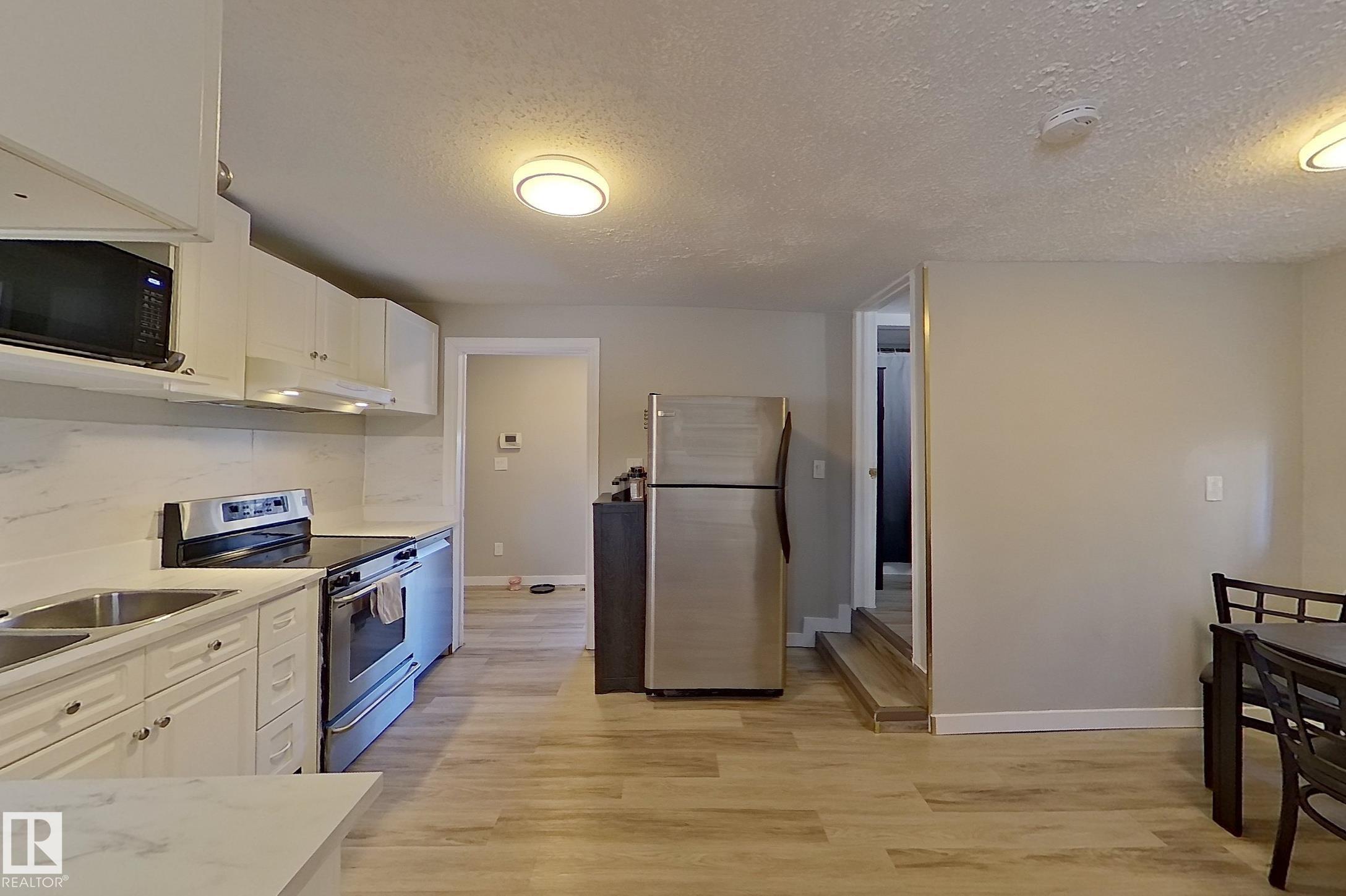 Photo 9 at 9328 106a Avenue NW, Mccauley, Edmonton