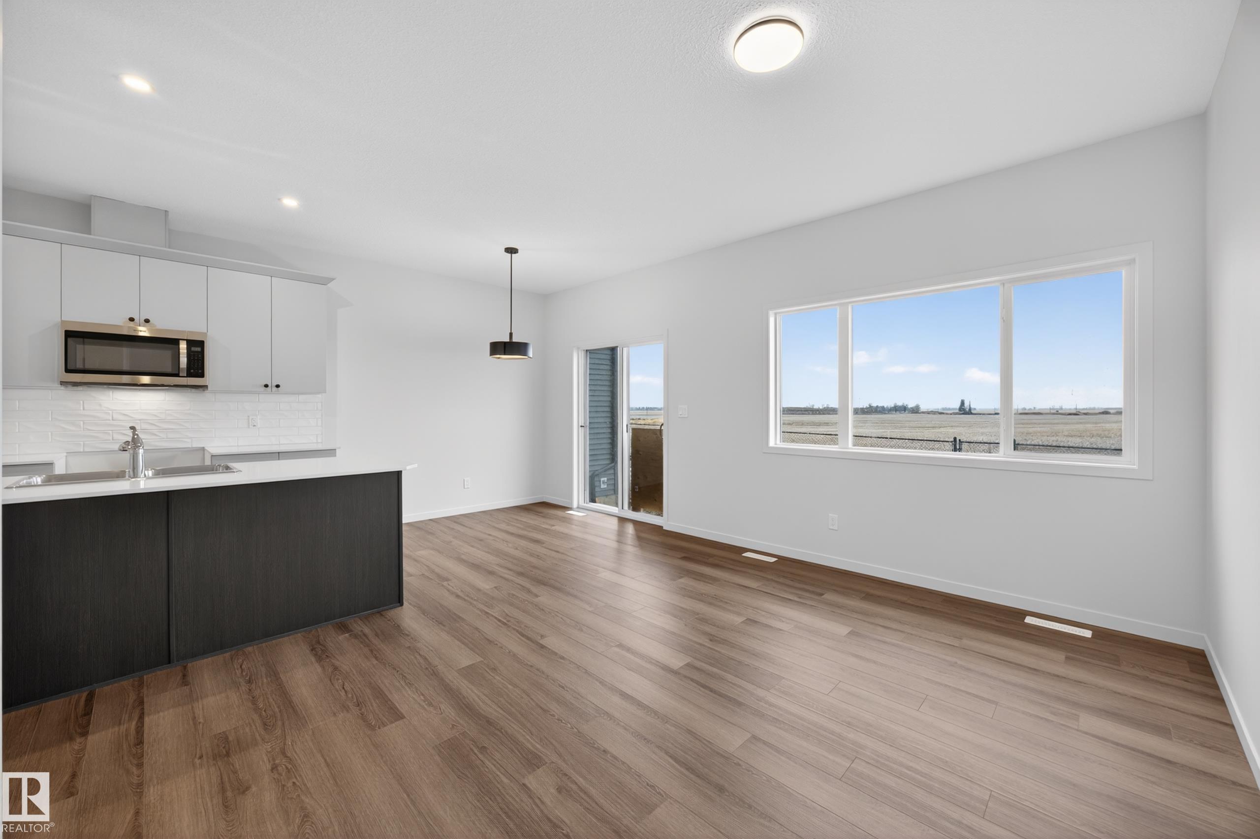 Photo 12 at 284 Lodge Pole Place, Woodbend, Leduc