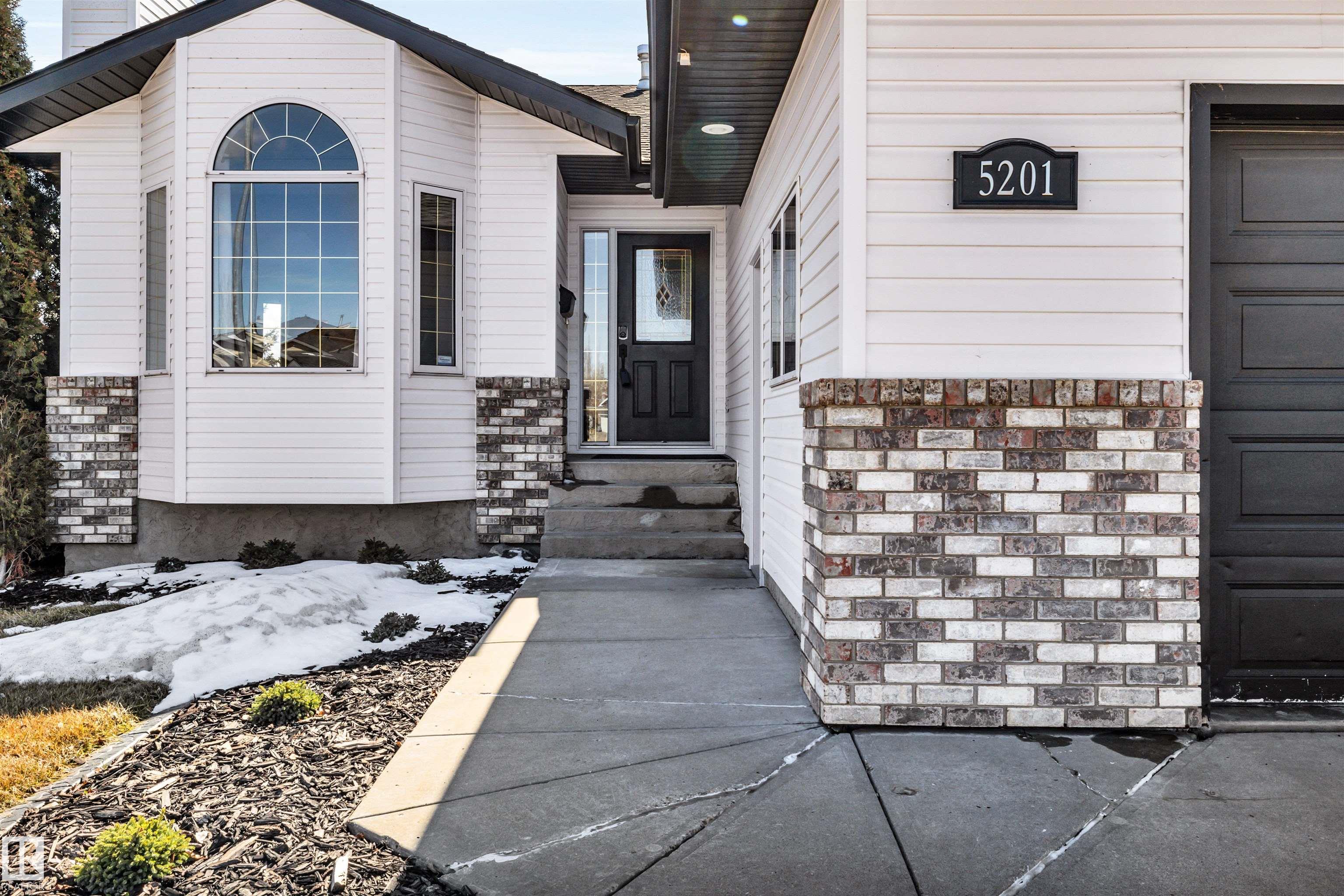 5201 40 Avenue, Brookside, Beaumont