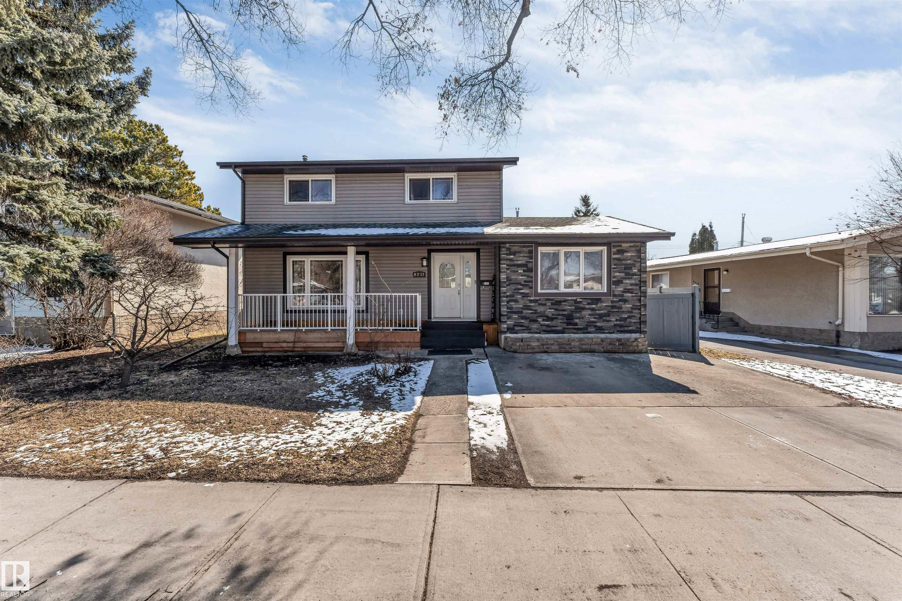 9217 168 Street NW, West Meadowlark Park, Edmonton