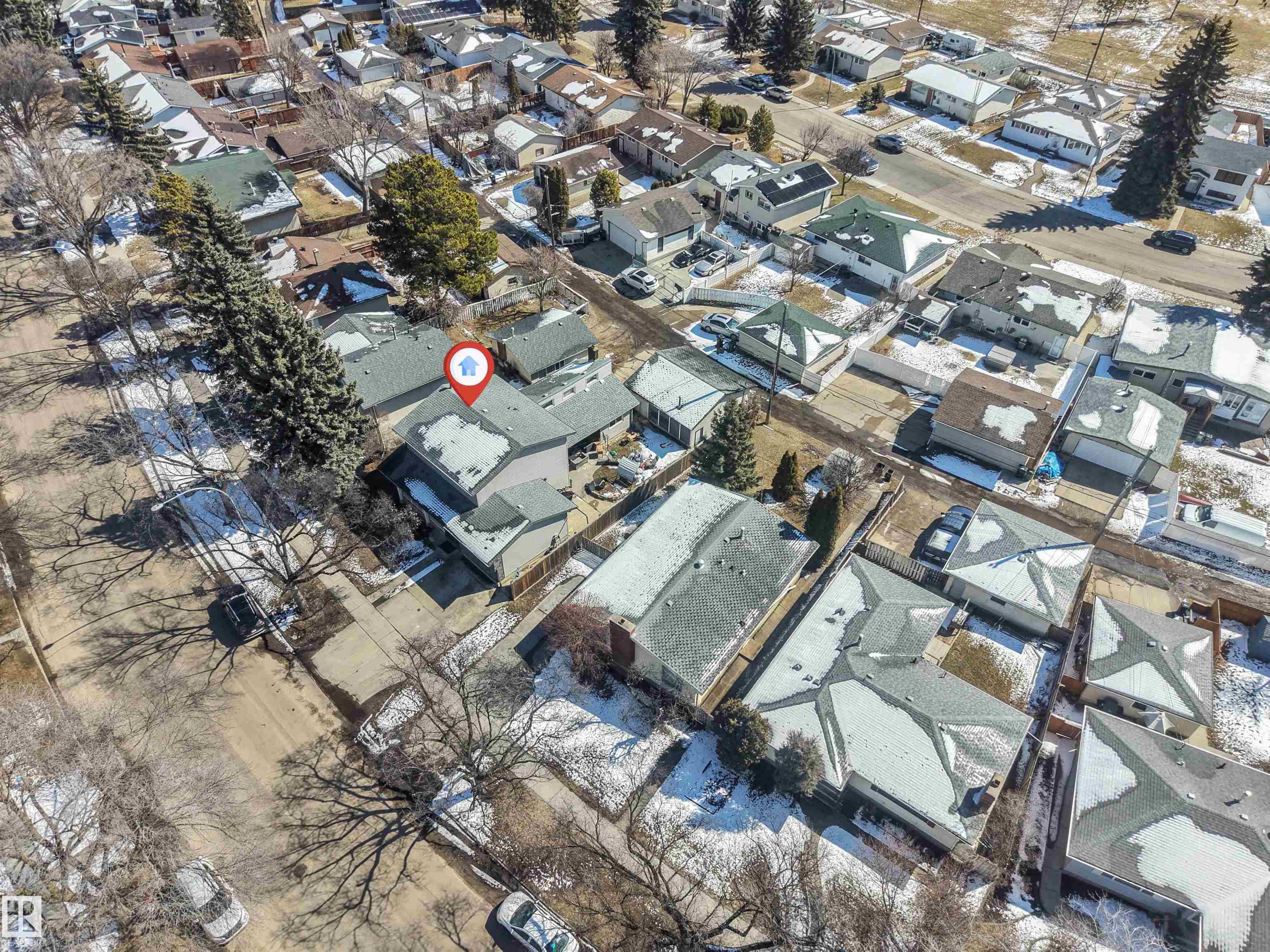 Photo 12 at 9217 168 Street NW, West Meadowlark Park, Edmonton