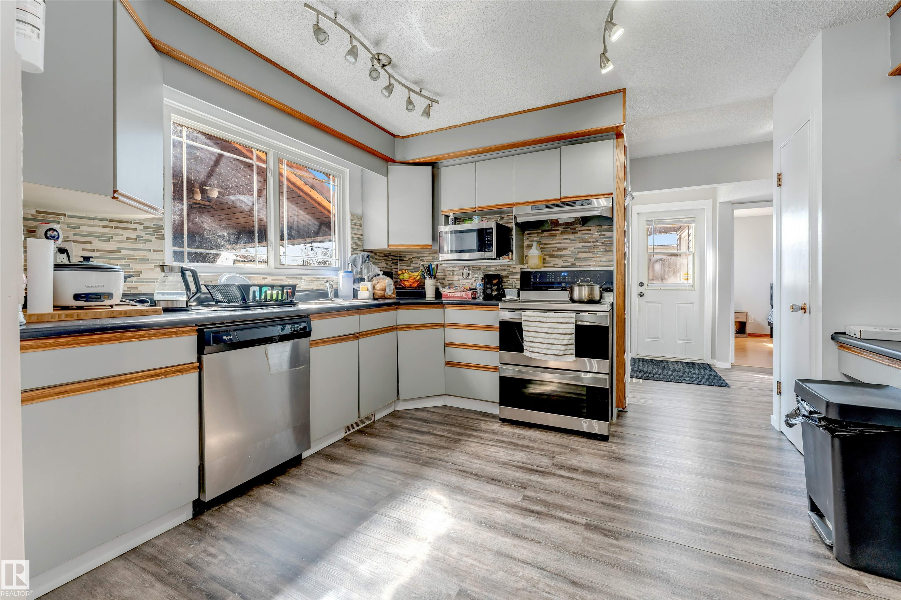 Photo 27 at 9217 168 Street NW, West Meadowlark Park, Edmonton