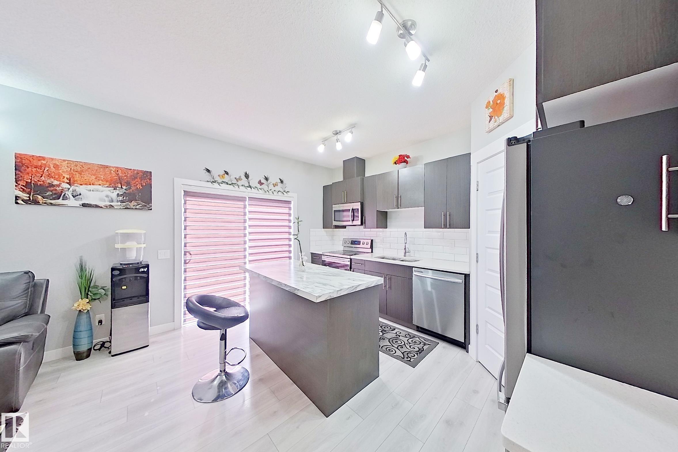 Photo 9 at 1221 27 Street NW, Laurel, Edmonton