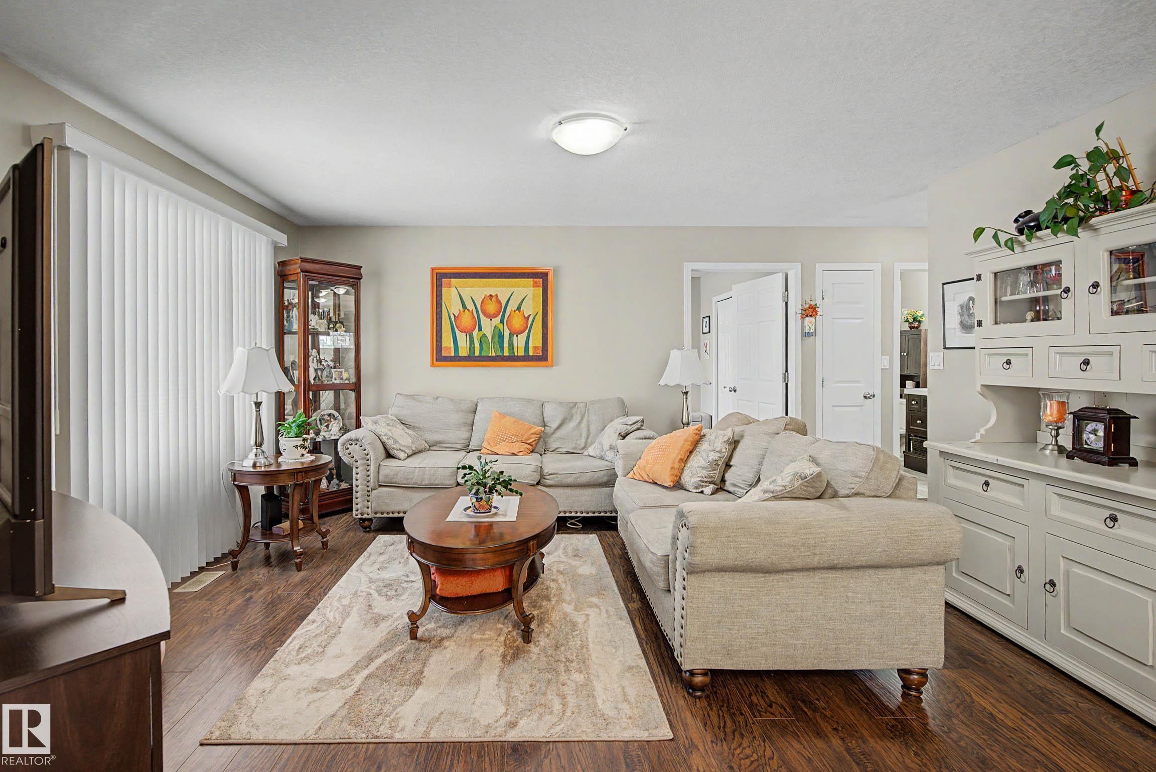 Photo 9 at 21 - 1850 Mill Woods Road E NW, Pollard Meadows, Edmonton