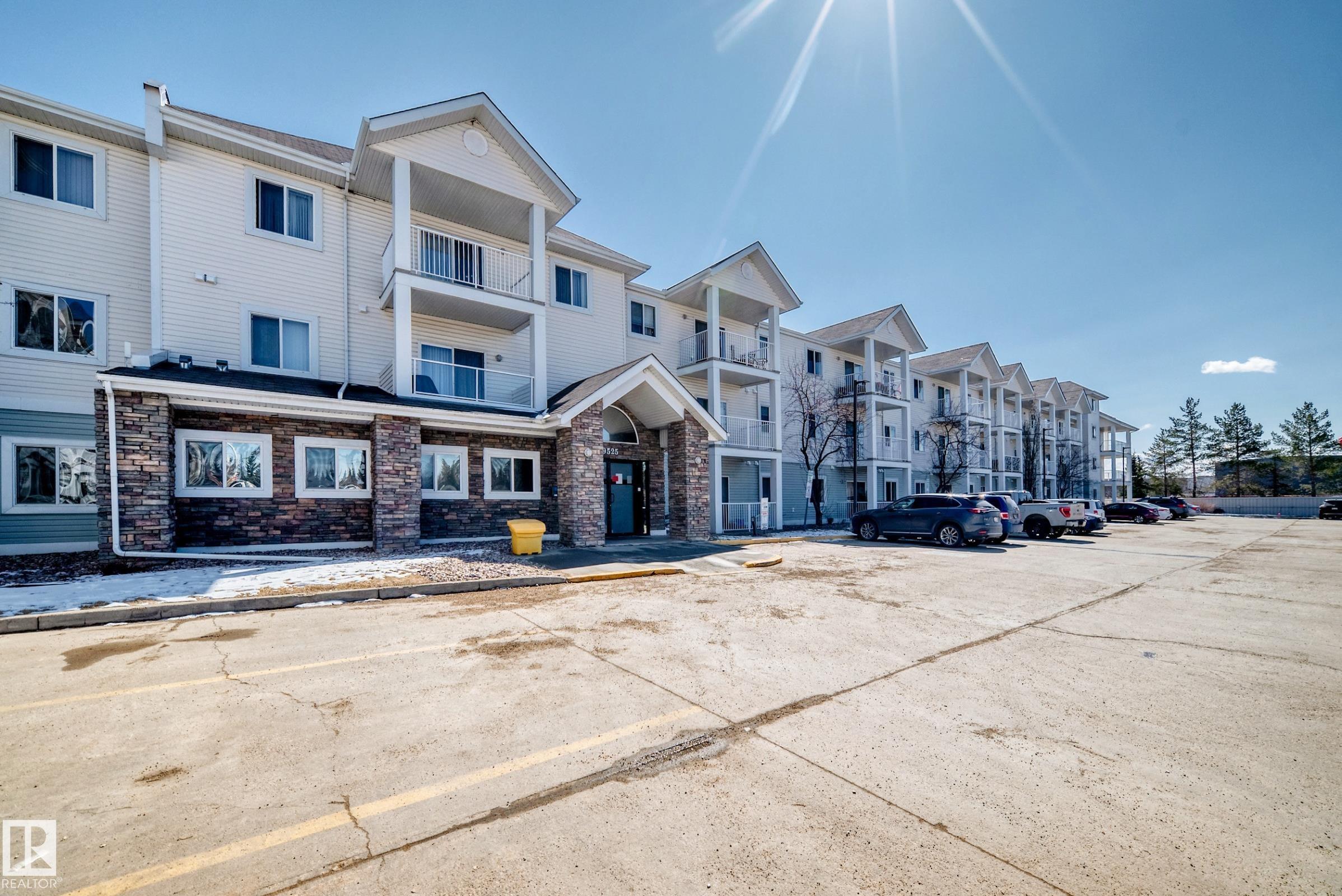 324 - 9525 162 Avenue NW, Eaux Claires, Edmonton