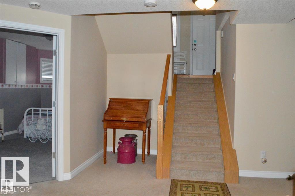 Photo 17 at 16832 79 Street NW, Schonsee, Edmonton