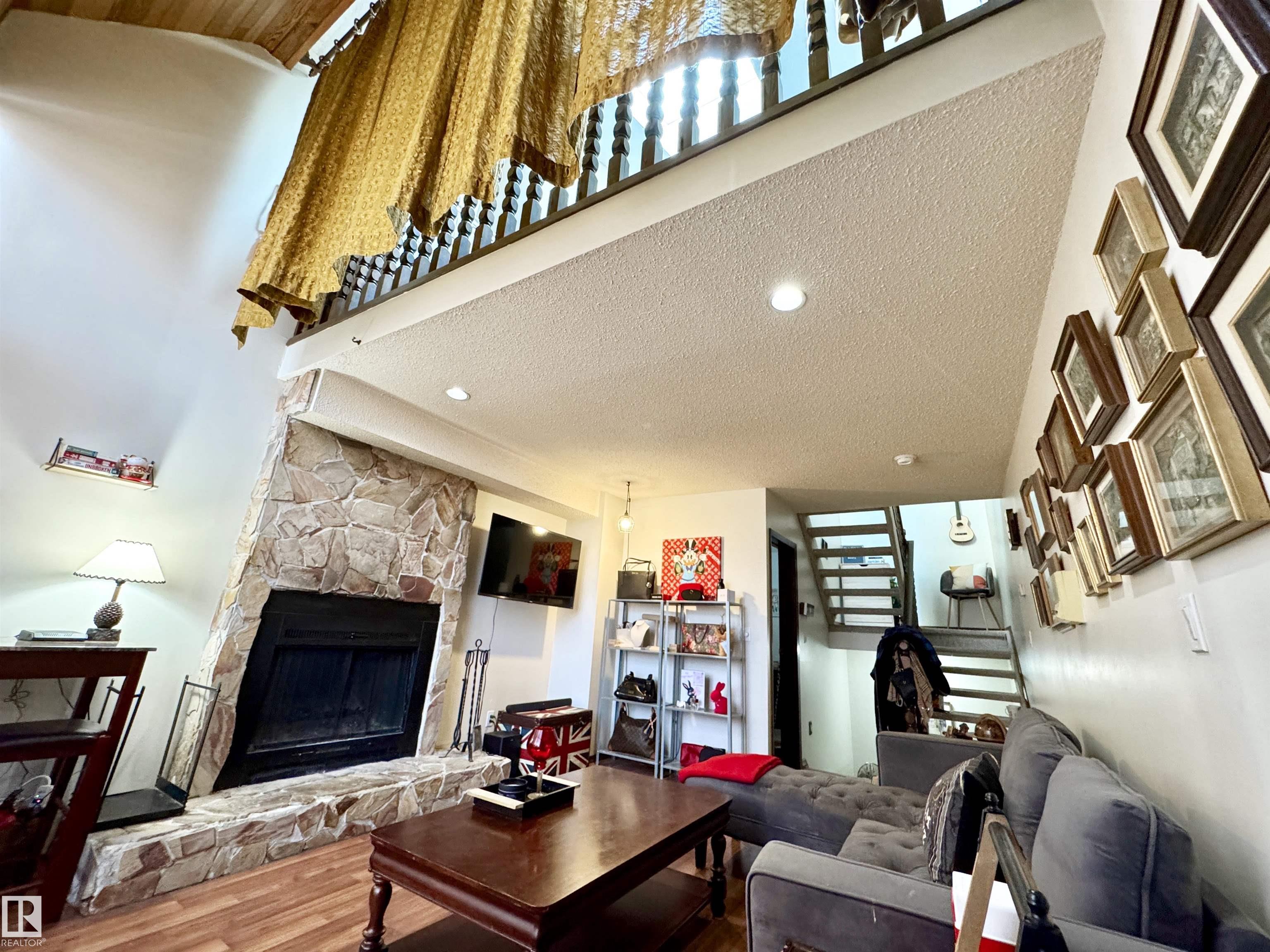 Photo 38 at 10346A 121 Street NW, Wîhkwêntôwin, Edmonton