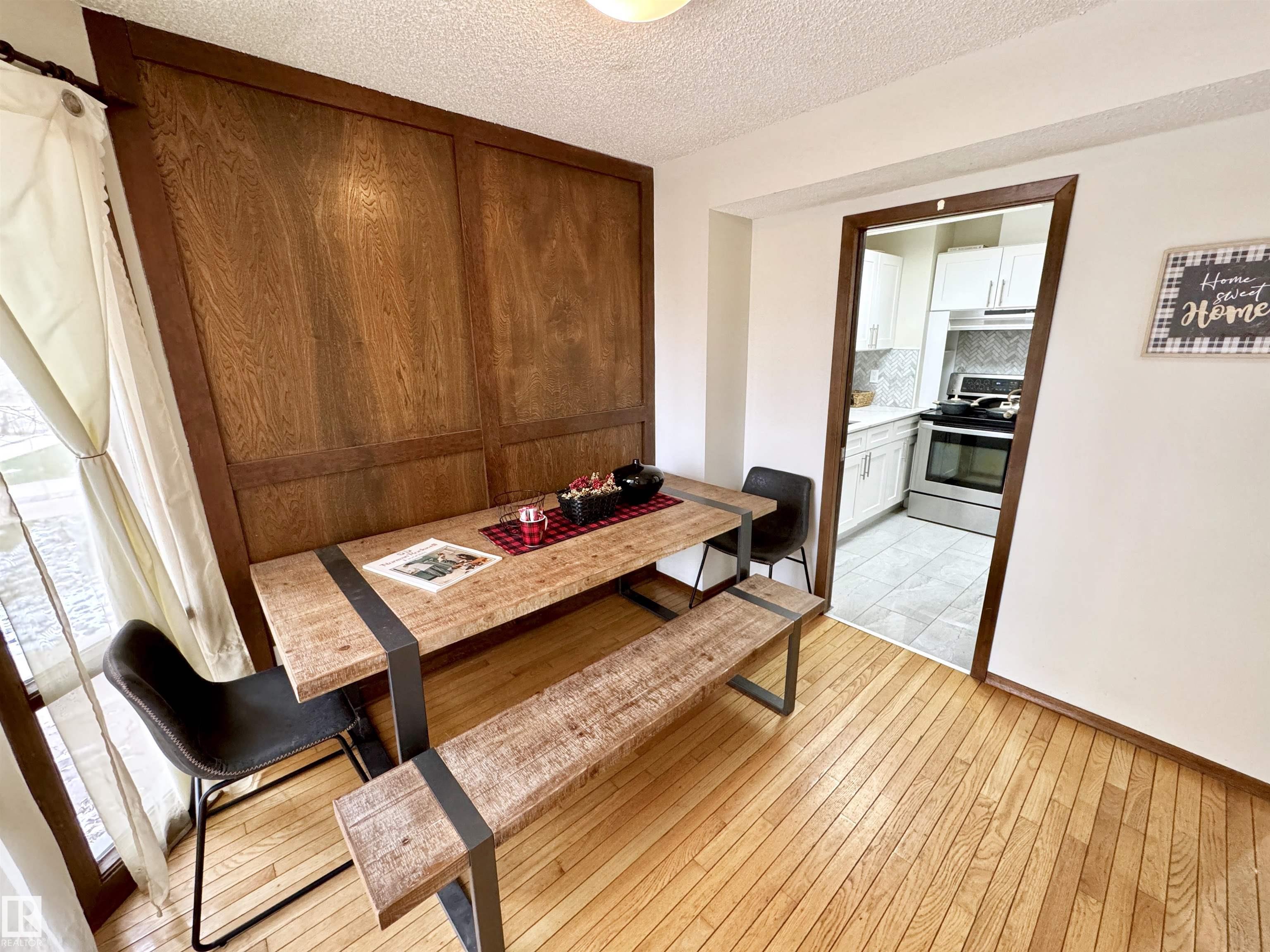 10346A 121 Street NW, Wîhkwêntôwin, Edmonton