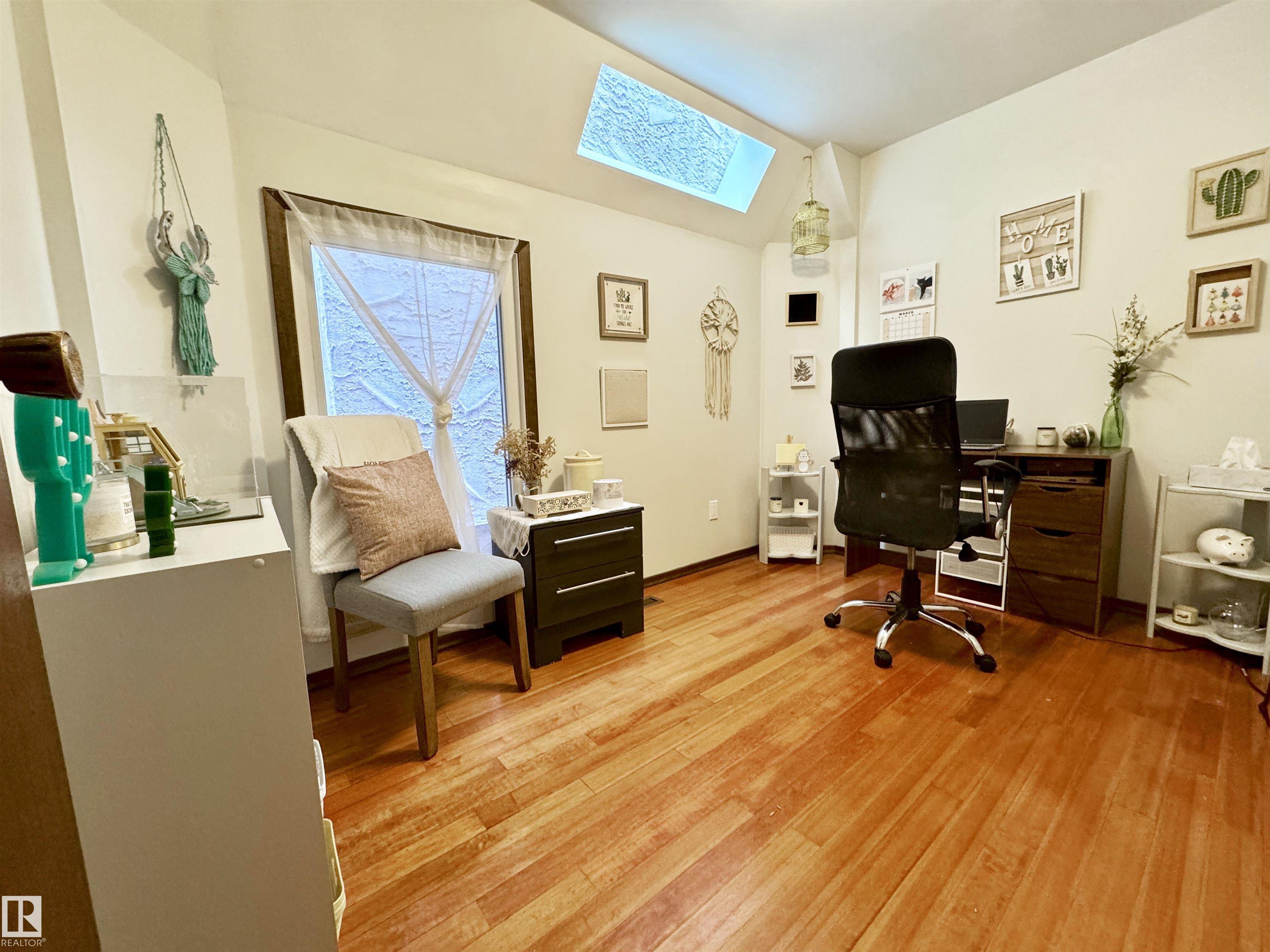 Photo 41 at 10346A 121 Street NW, Wîhkwêntôwin, Edmonton