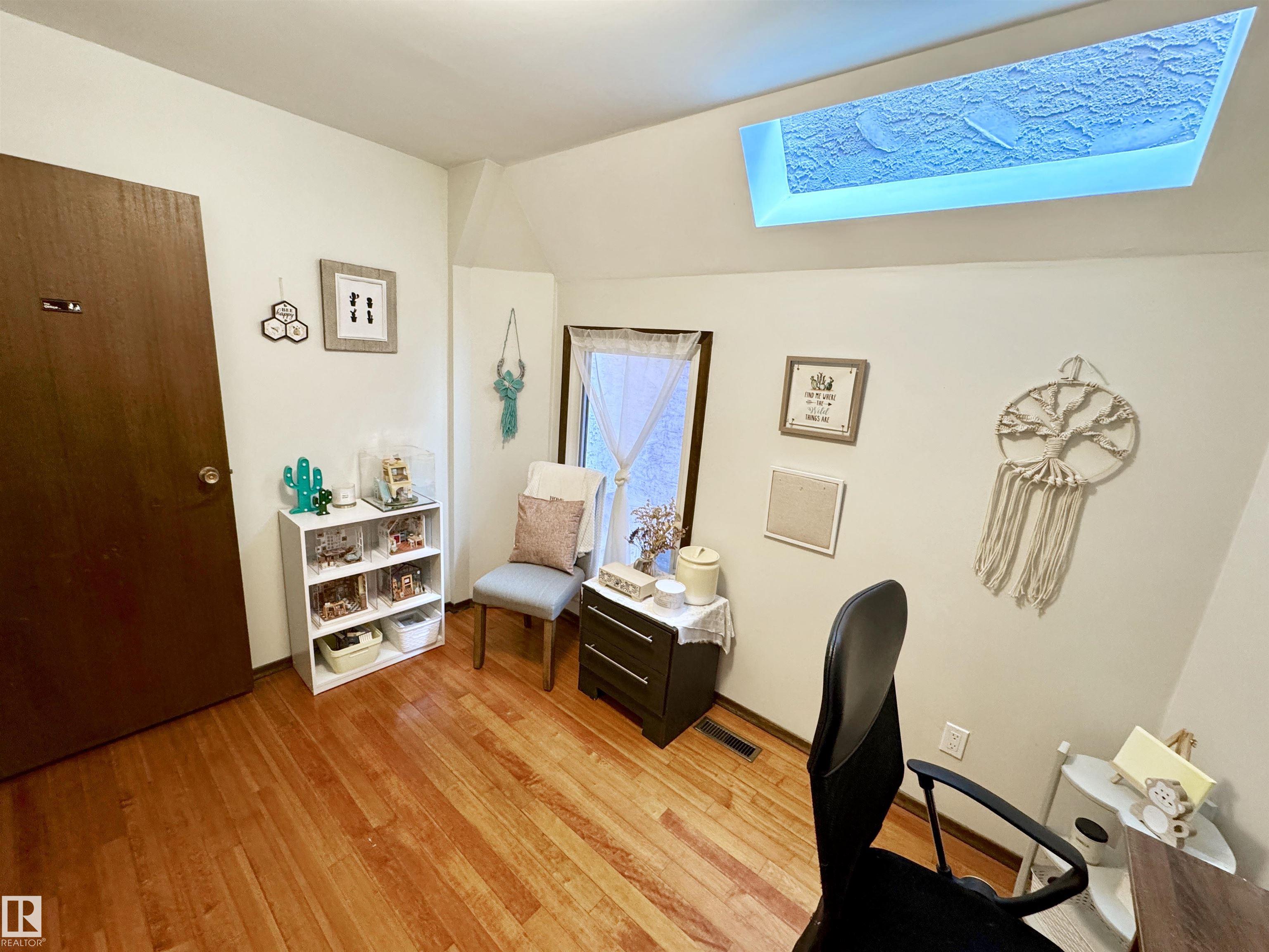 Photo 43 at 10346A 121 Street NW, Wîhkwêntôwin, Edmonton