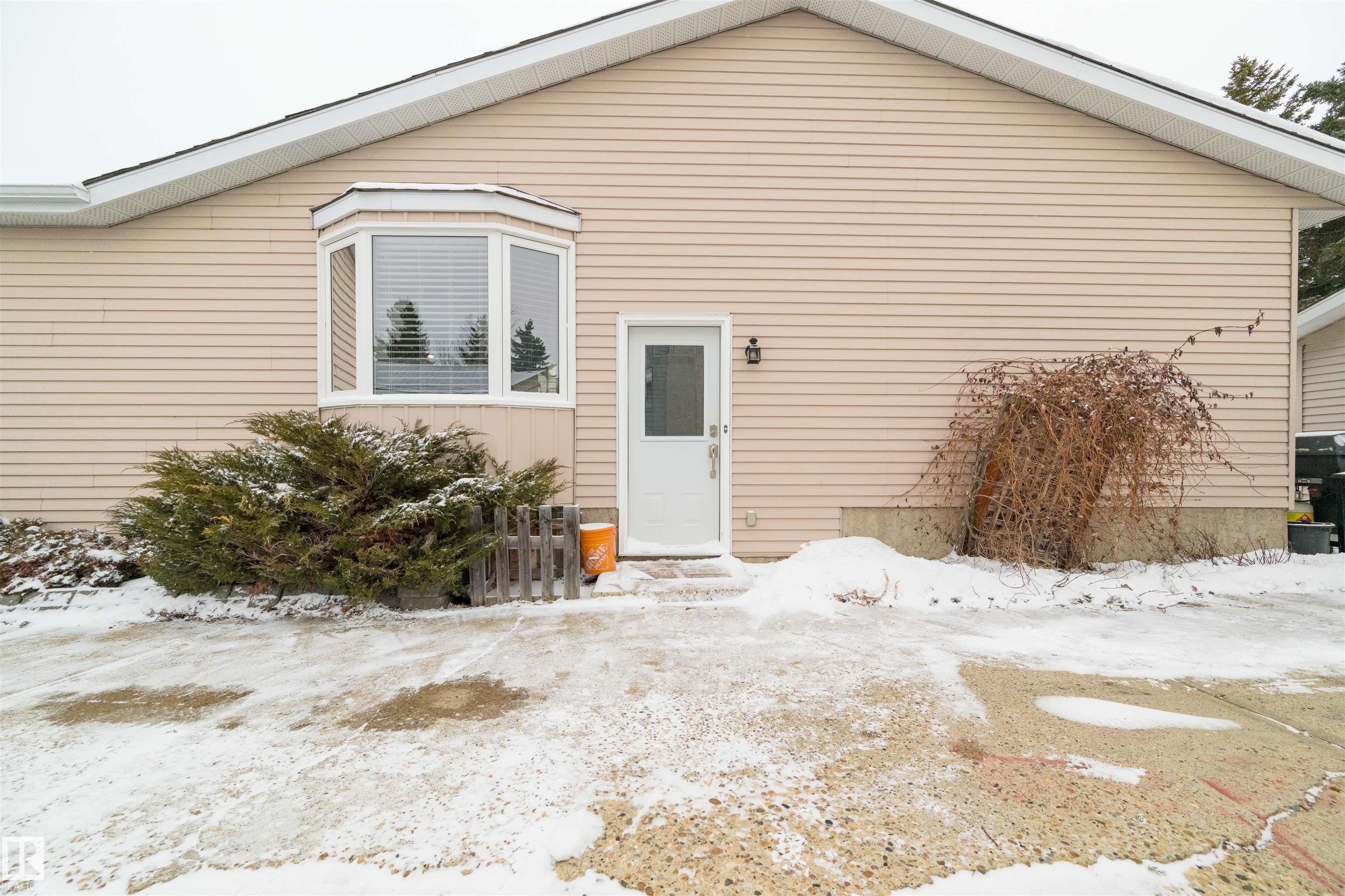 Photo 30 at 1127 36 Street NW, Crawford Plains, Edmonton