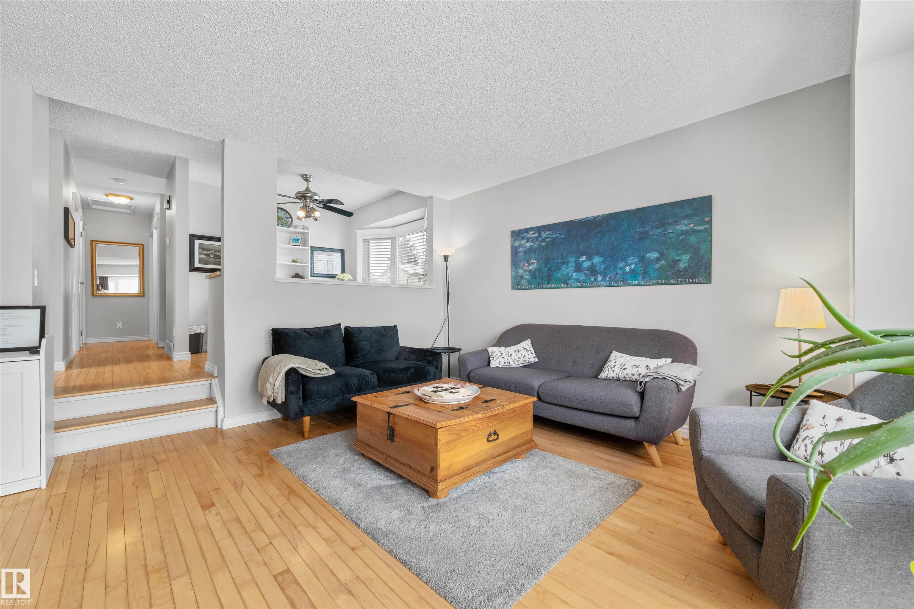 1127 36 Street NW, Crawford Plains, Edmonton