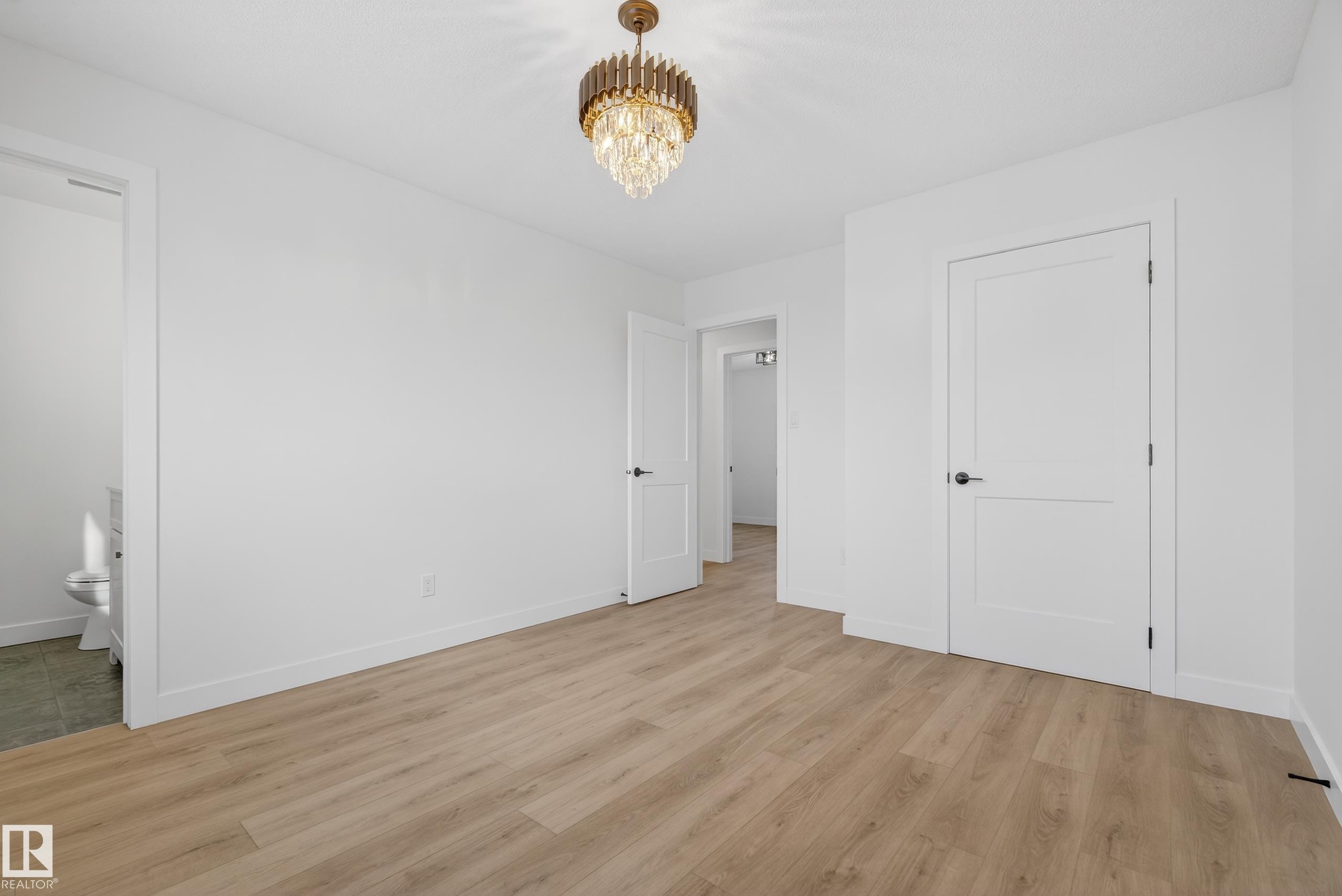 Photo 20 at 712 Knottwood Road NW, Satoo, Edmonton