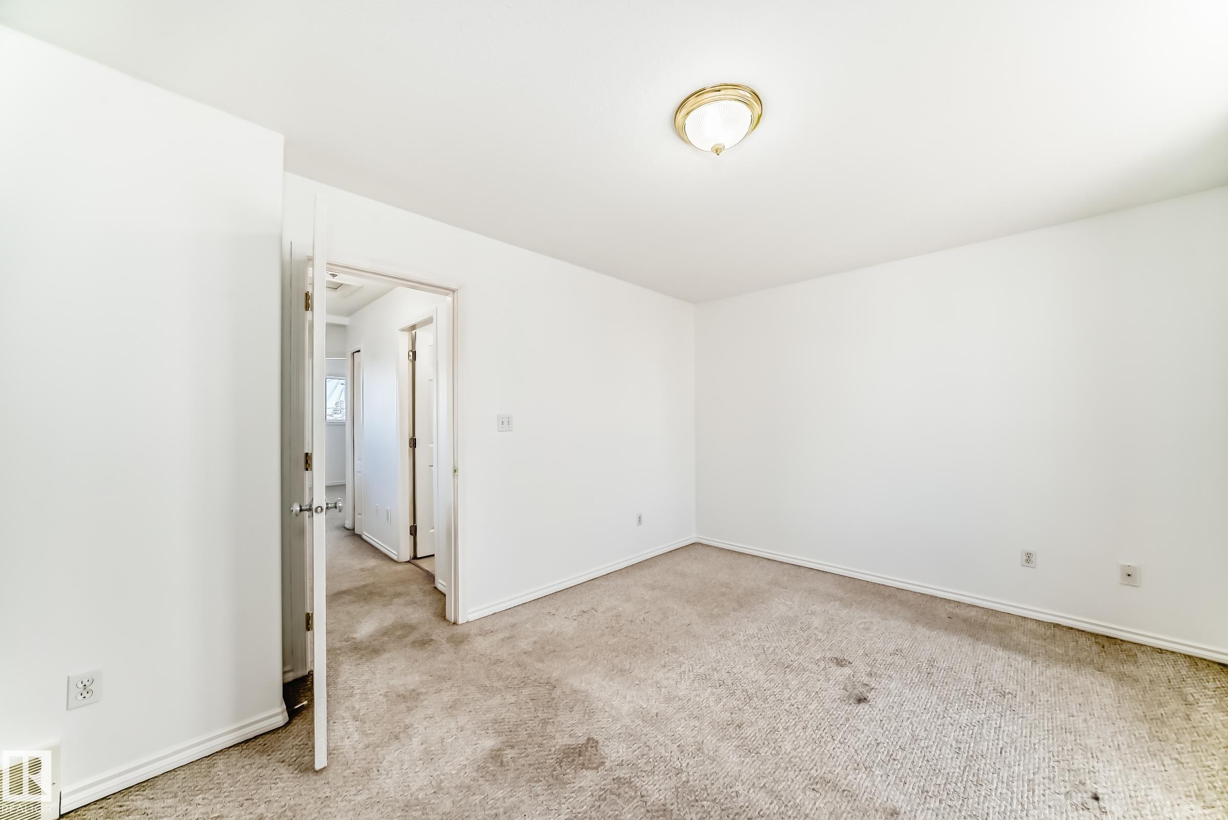 Photo 21 at 11727 83 Street NW, Parkdale, Edmonton