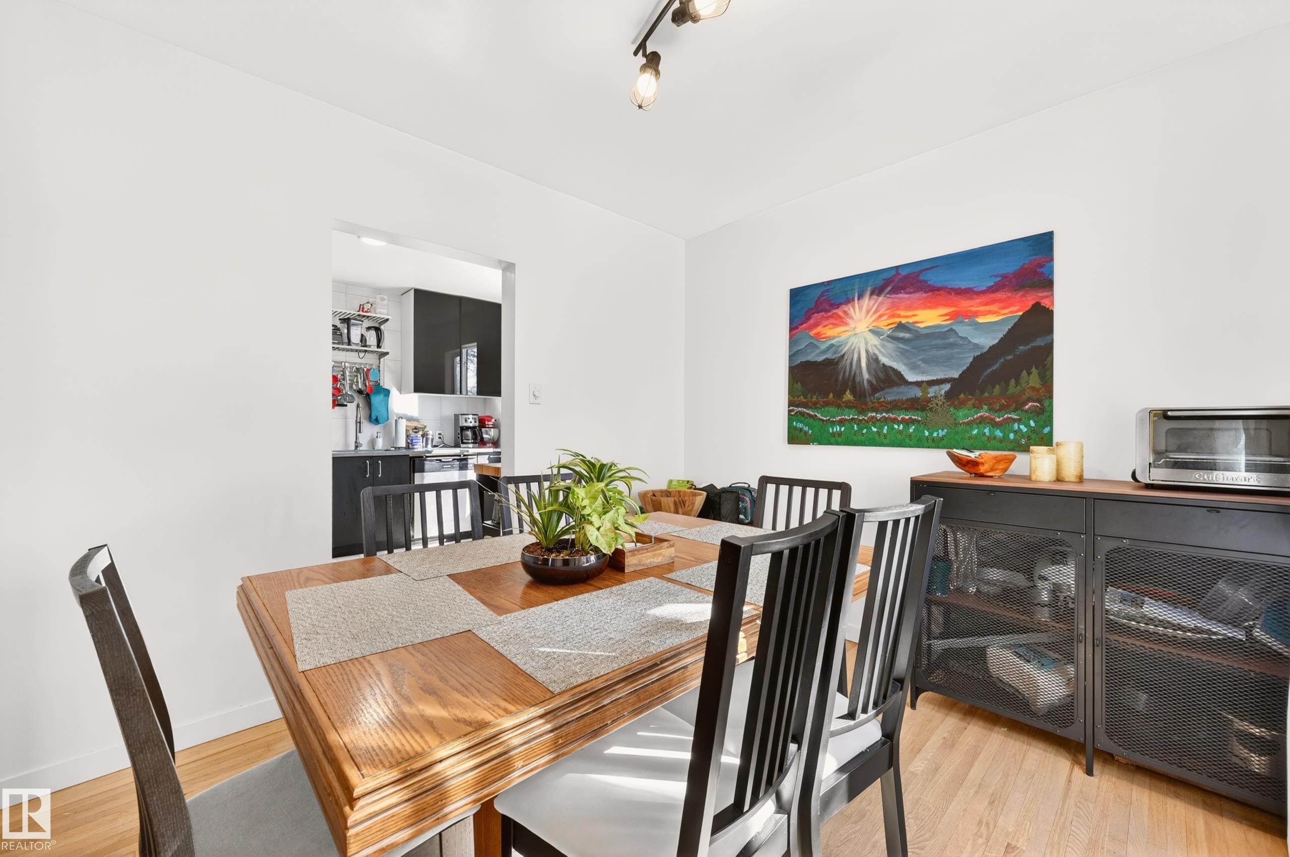 Photo 20 at 6807 112a Street NW, Parkallen, Edmonton